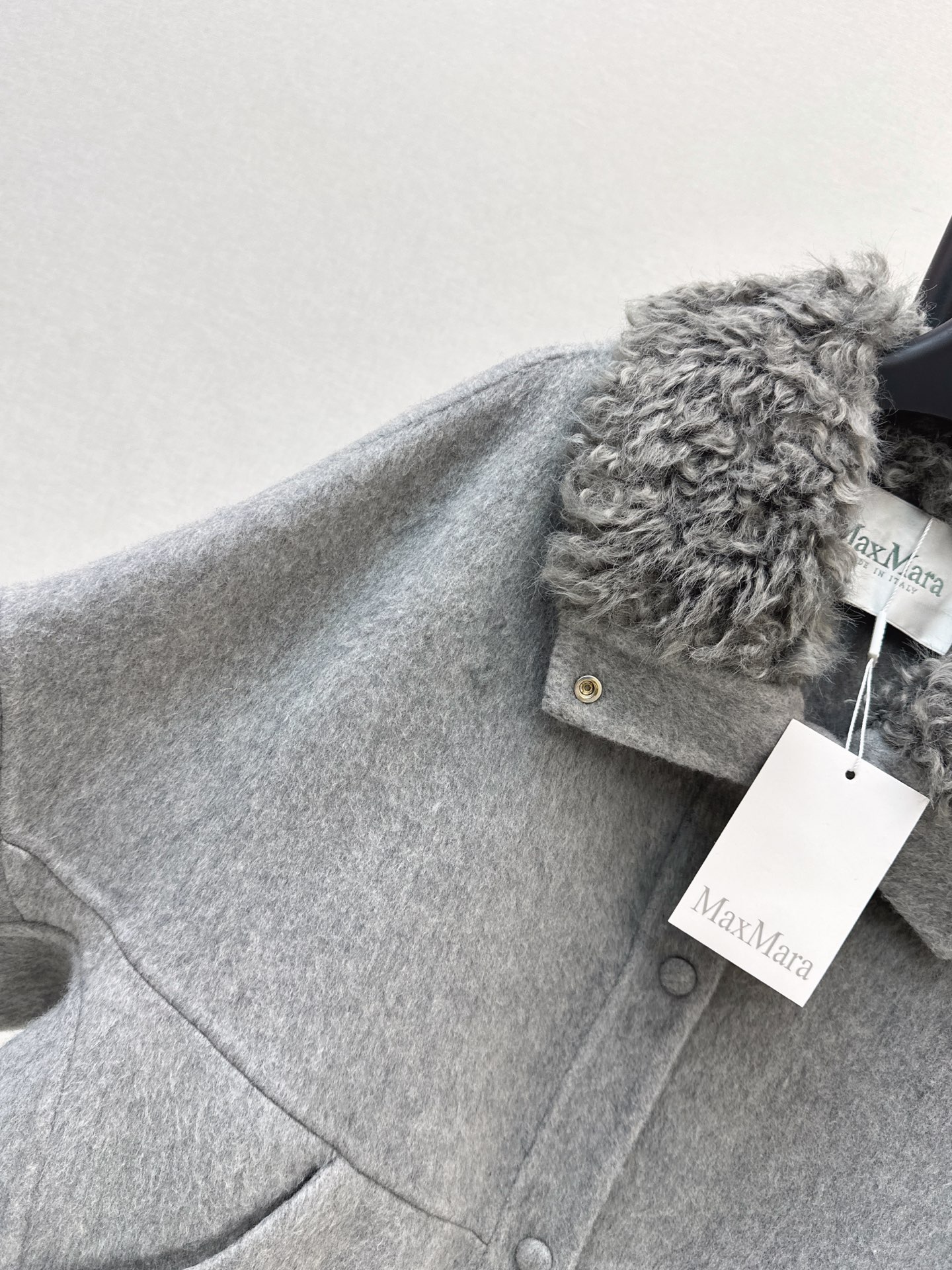 Max 26fw fur-trim woolen jacket