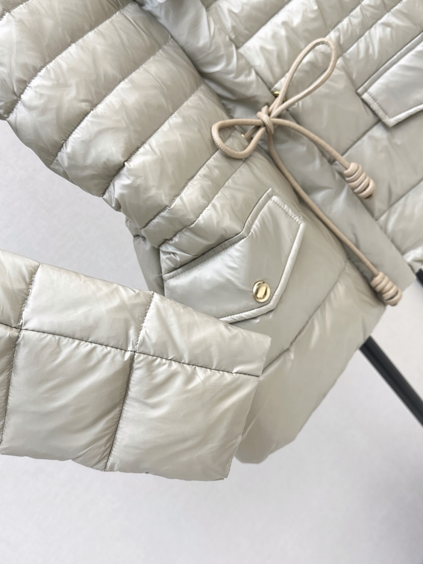 Monc 26fw Drawstring-Waist Puffer Jacket