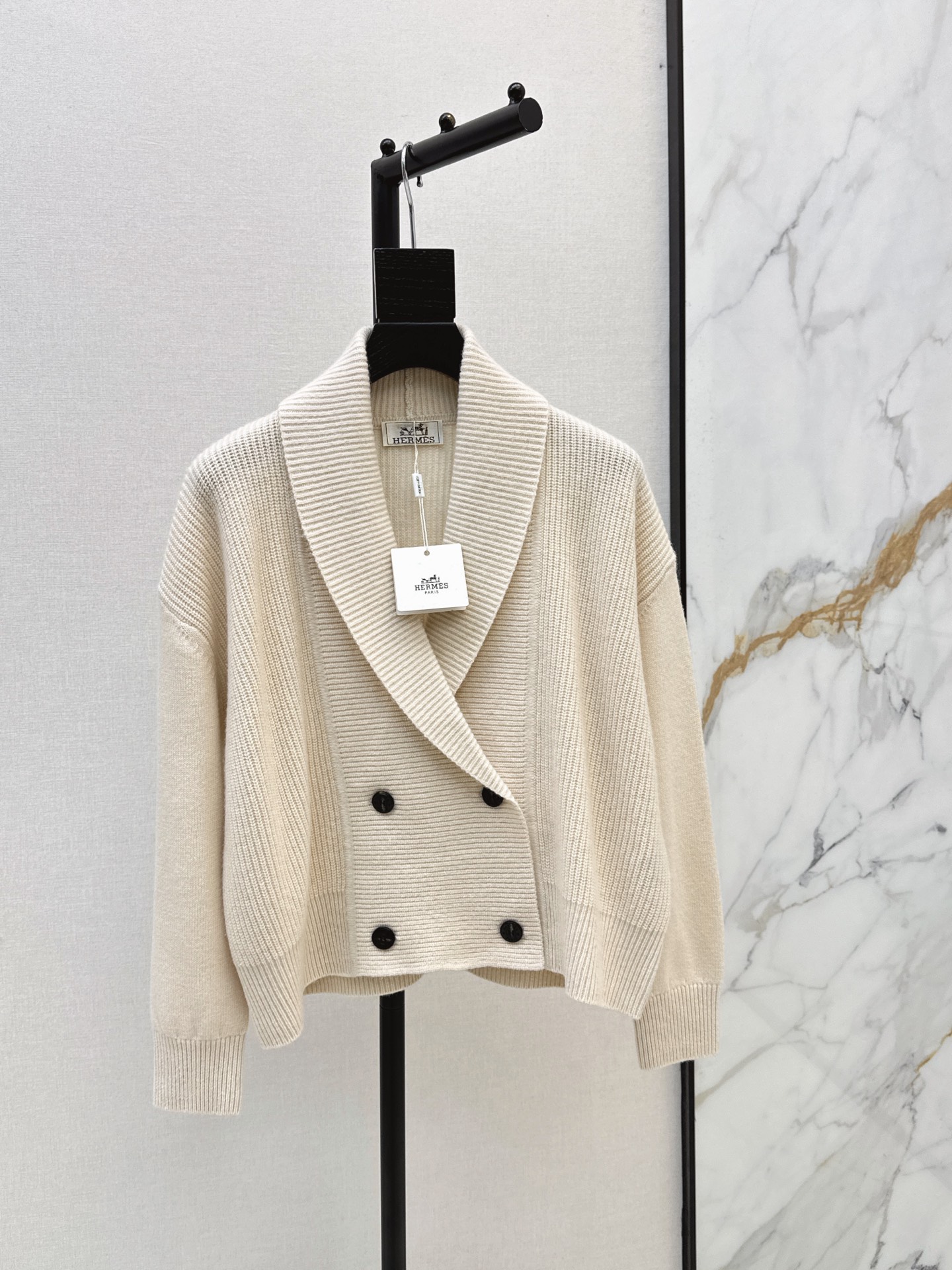 Her 26fw cashmere knit jacket