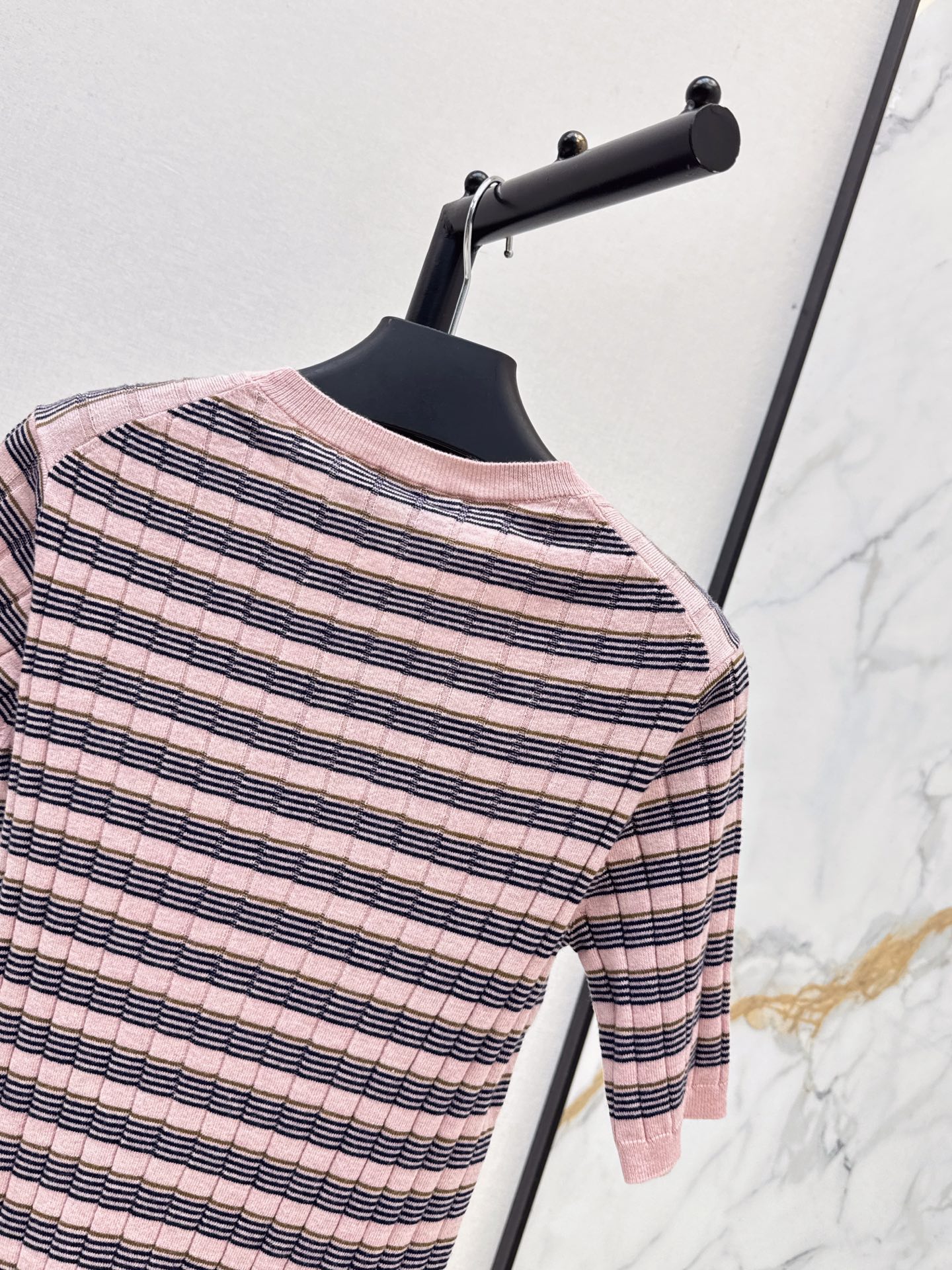 Pra 26fw stripe knit sweater