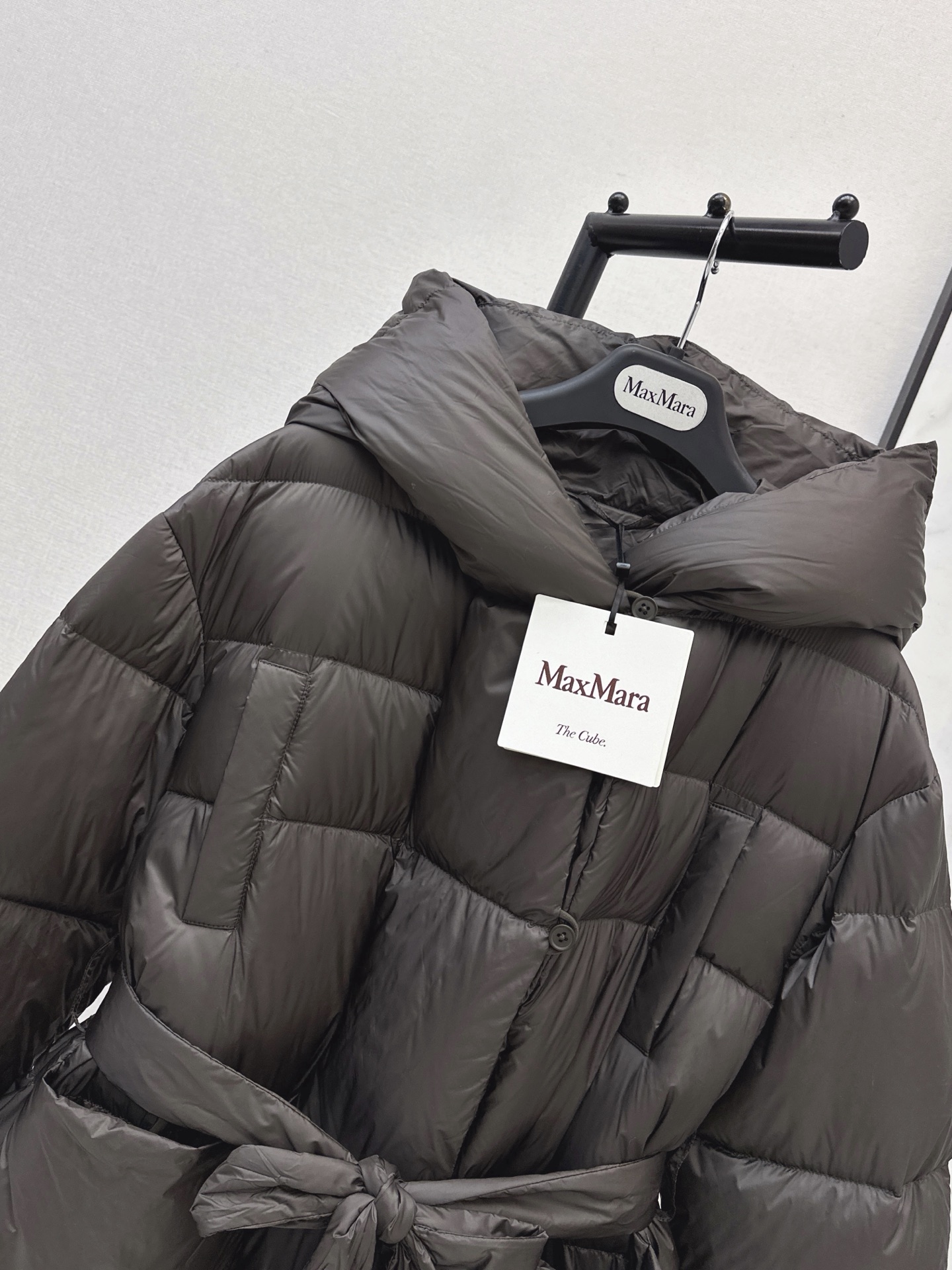 Max 26fw long hooded down jacket