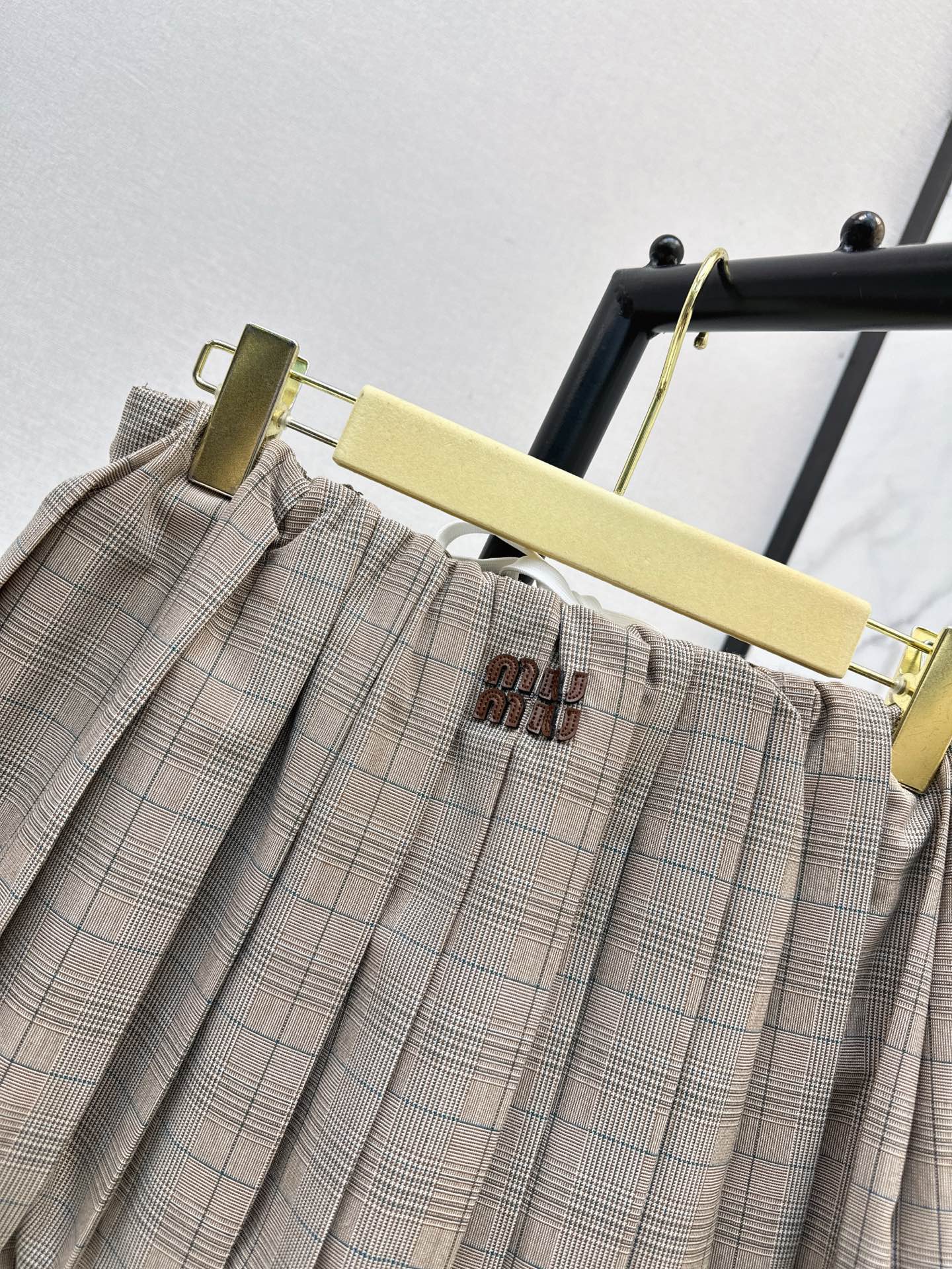 Miu 26fw check mini skirt