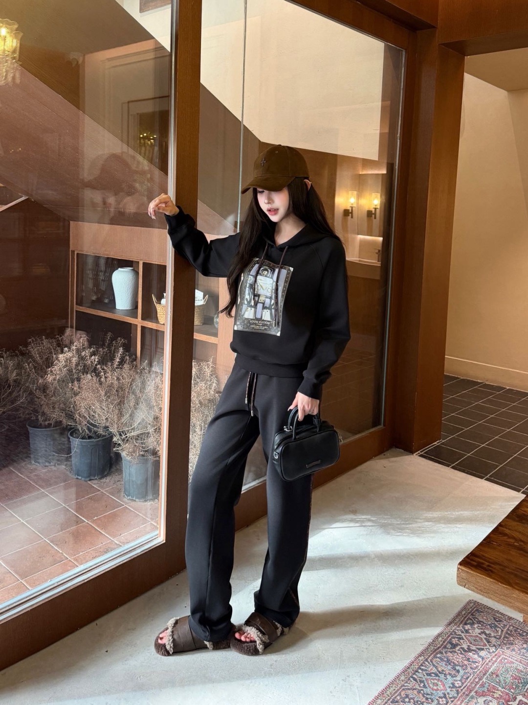 Loui 26fw print hoodie pants sets
