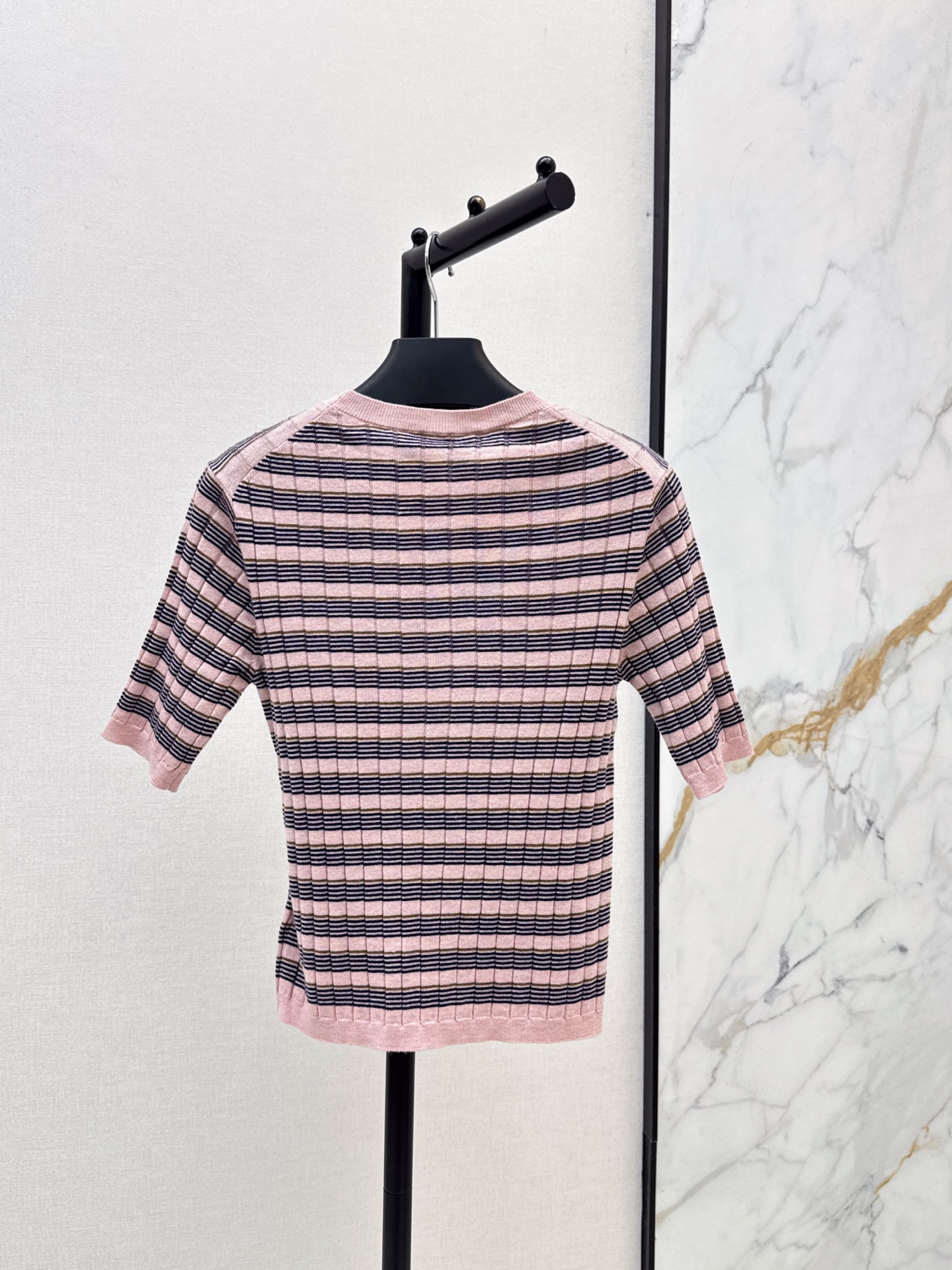 Pra 26fw stripe knit sweater