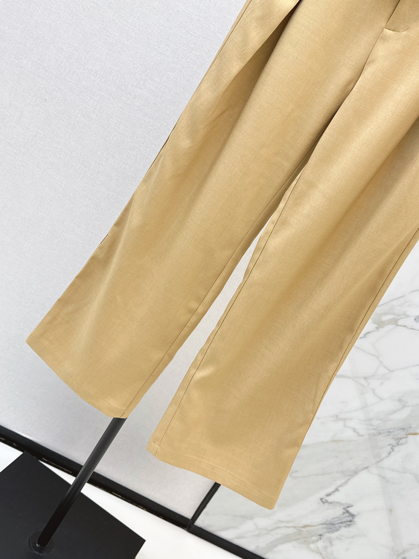 Miu 26fw wied-leg pants