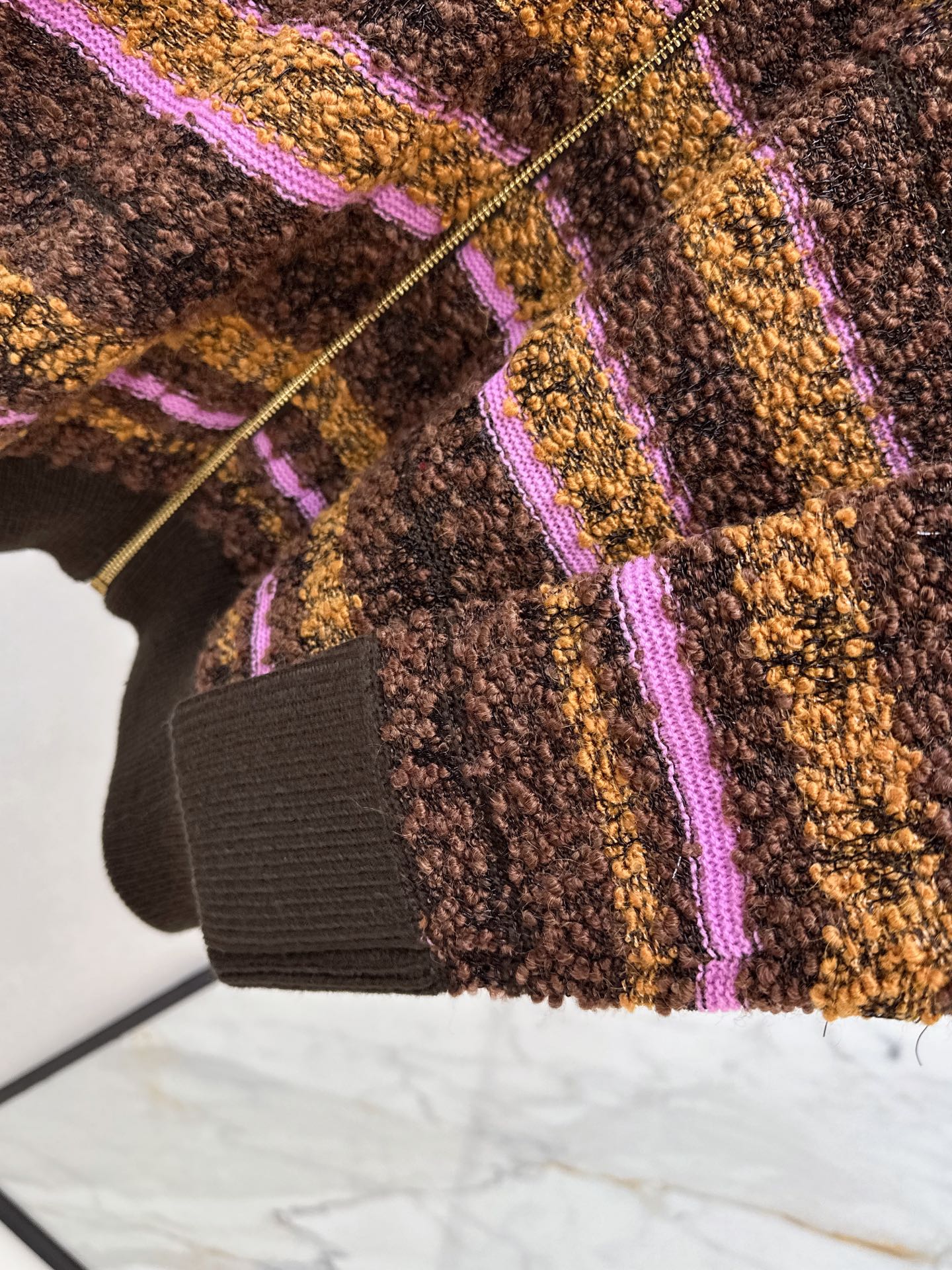 Loui 26fw stripe jacquard knit sweater