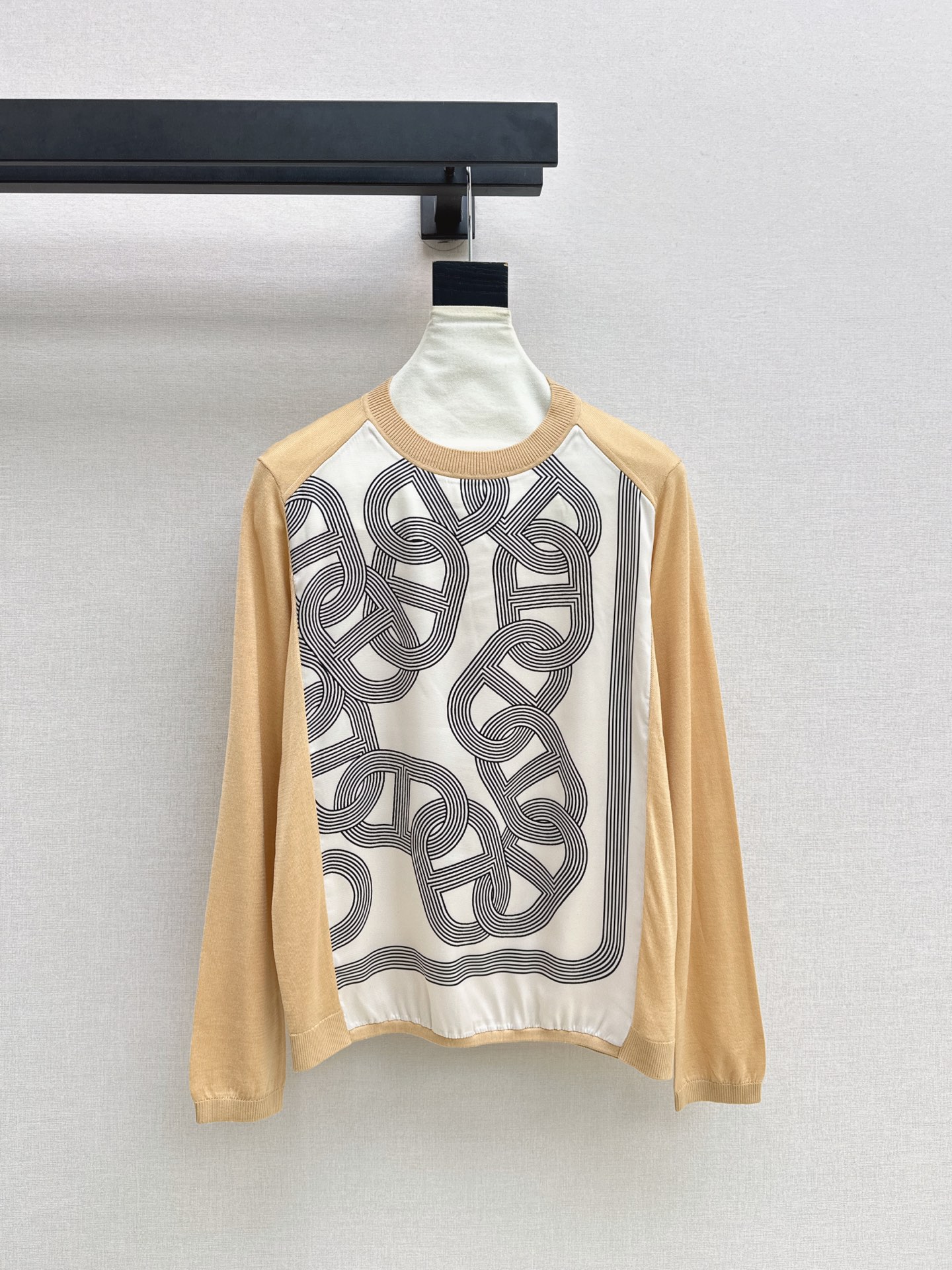 Her 26fw print knitwear