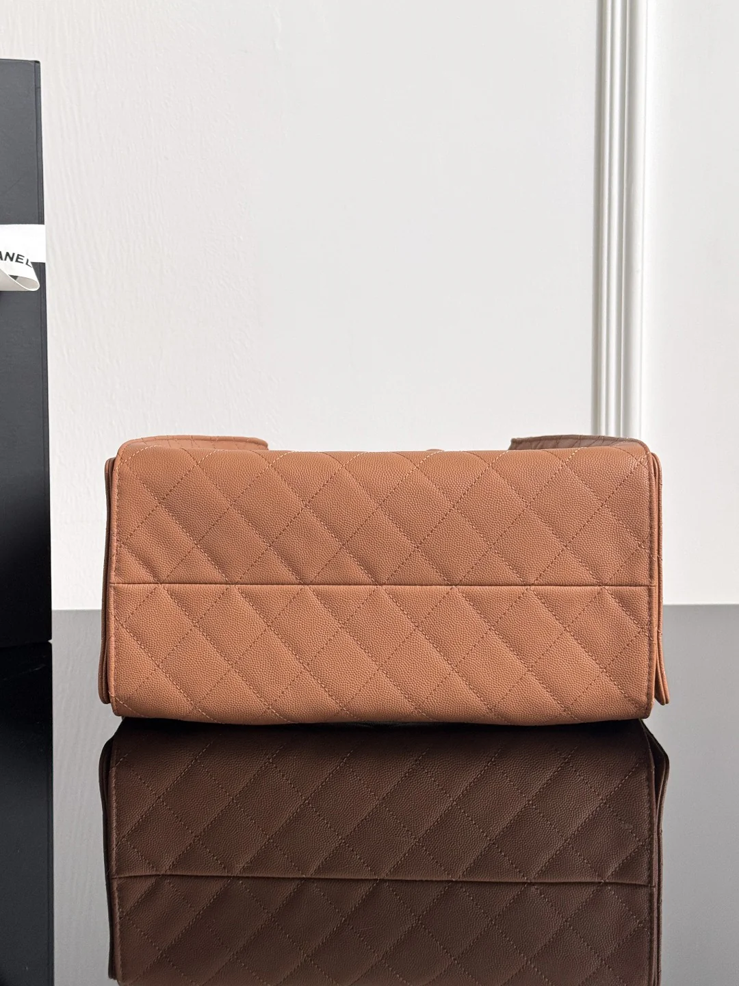 Chan 25A hobo bags