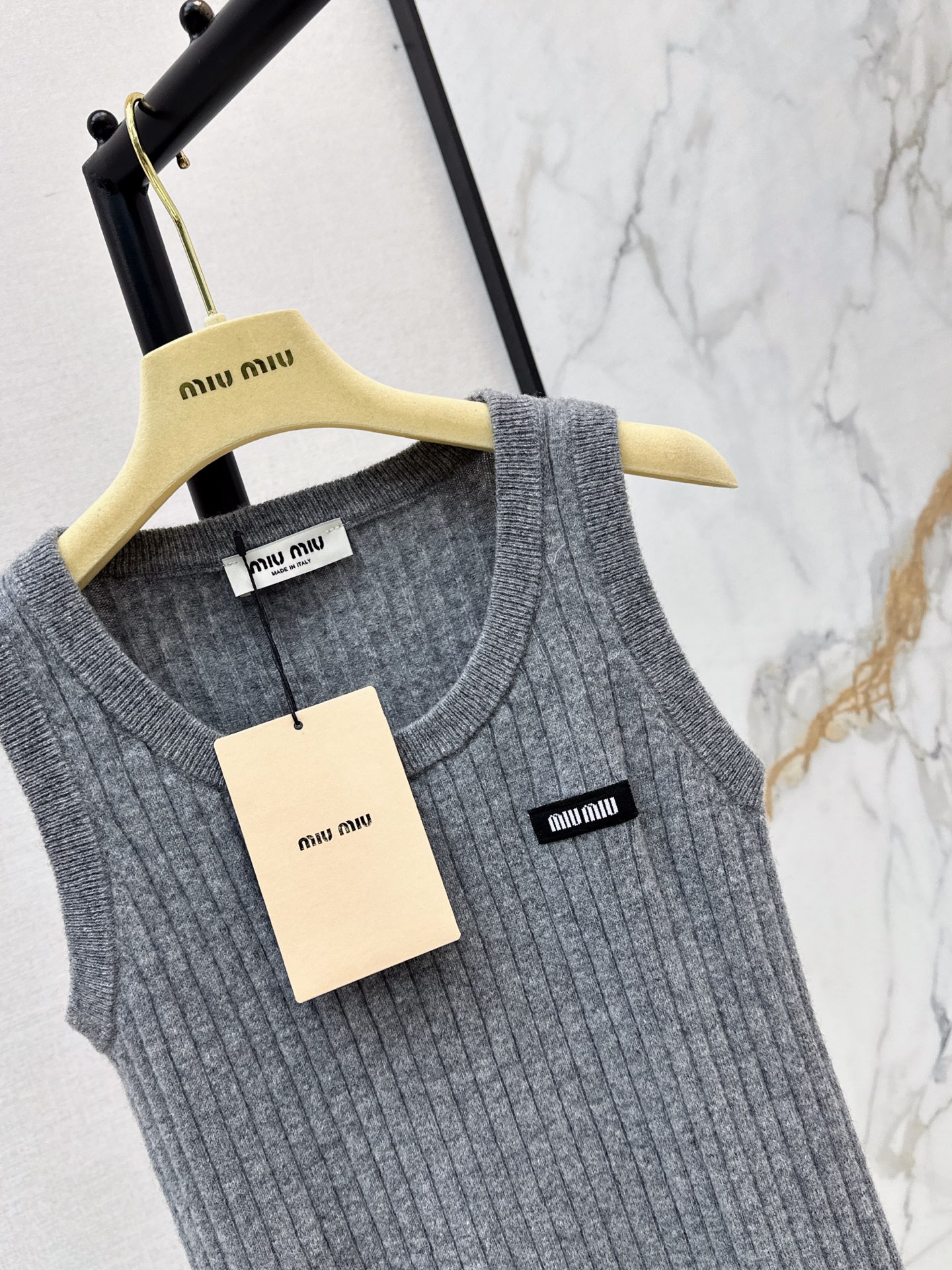 Miu 26fw wool knit vest