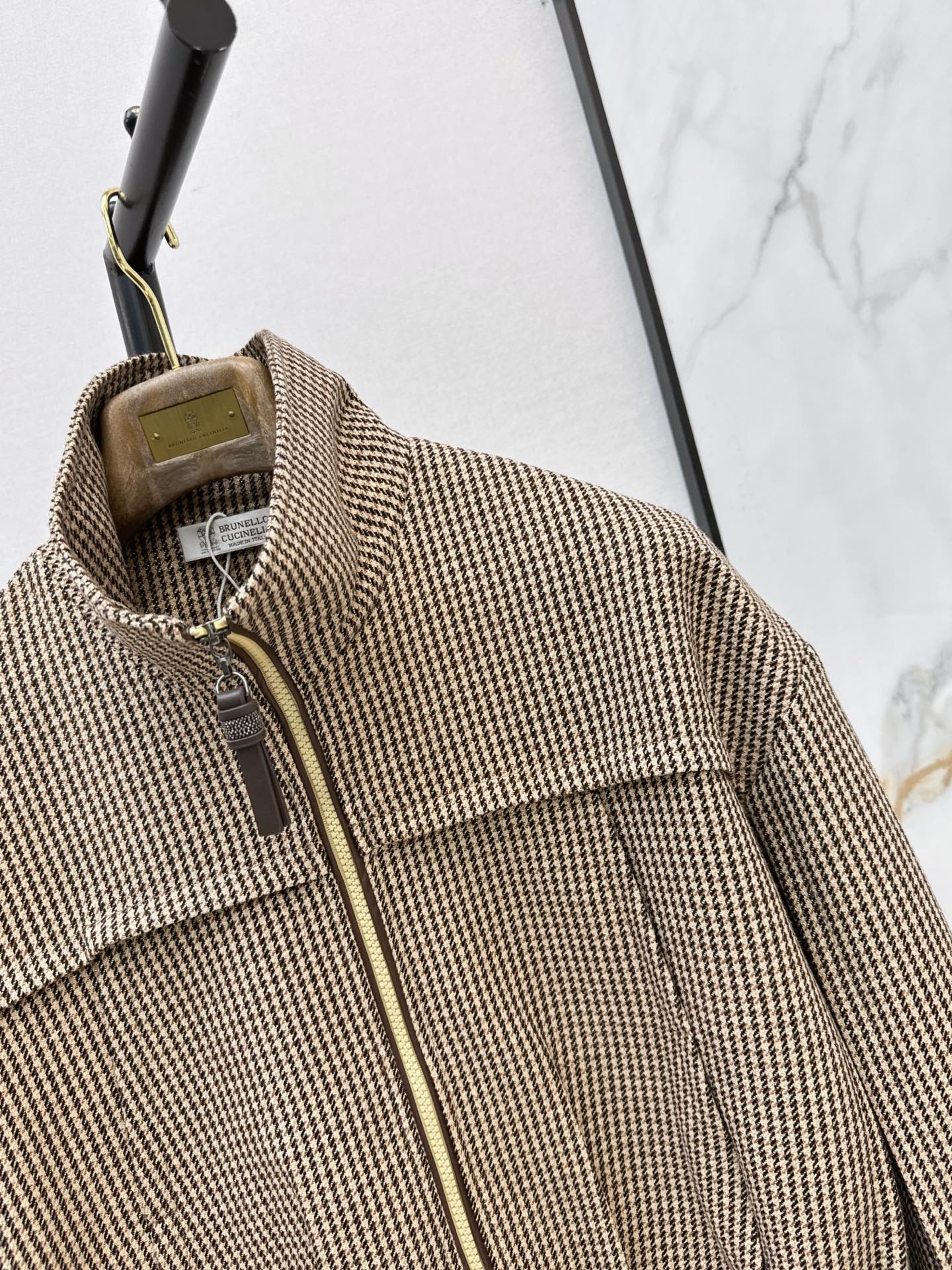 Brun 26fw houndstooth jacket