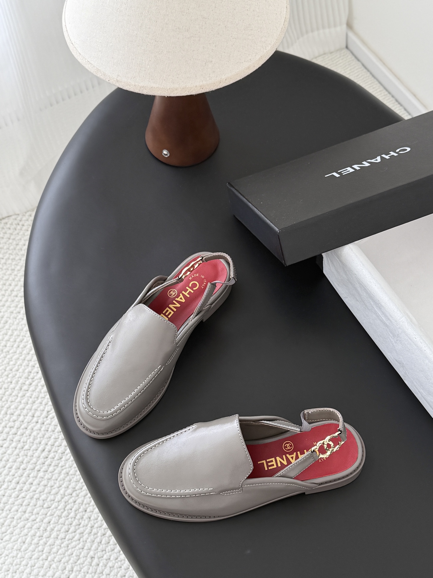 Chan 26ss slingback loafers
