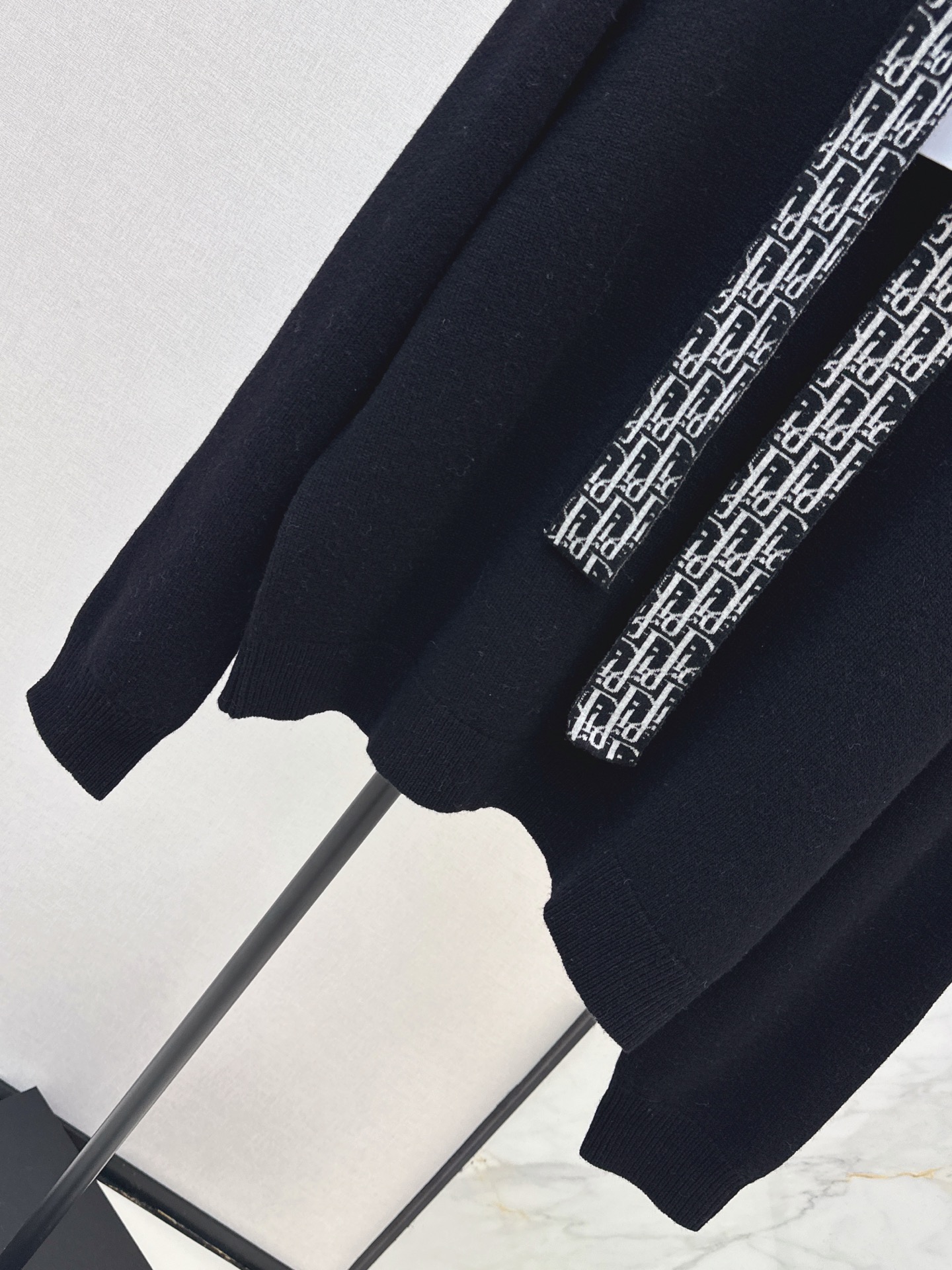 CD 26fw hooded sweater