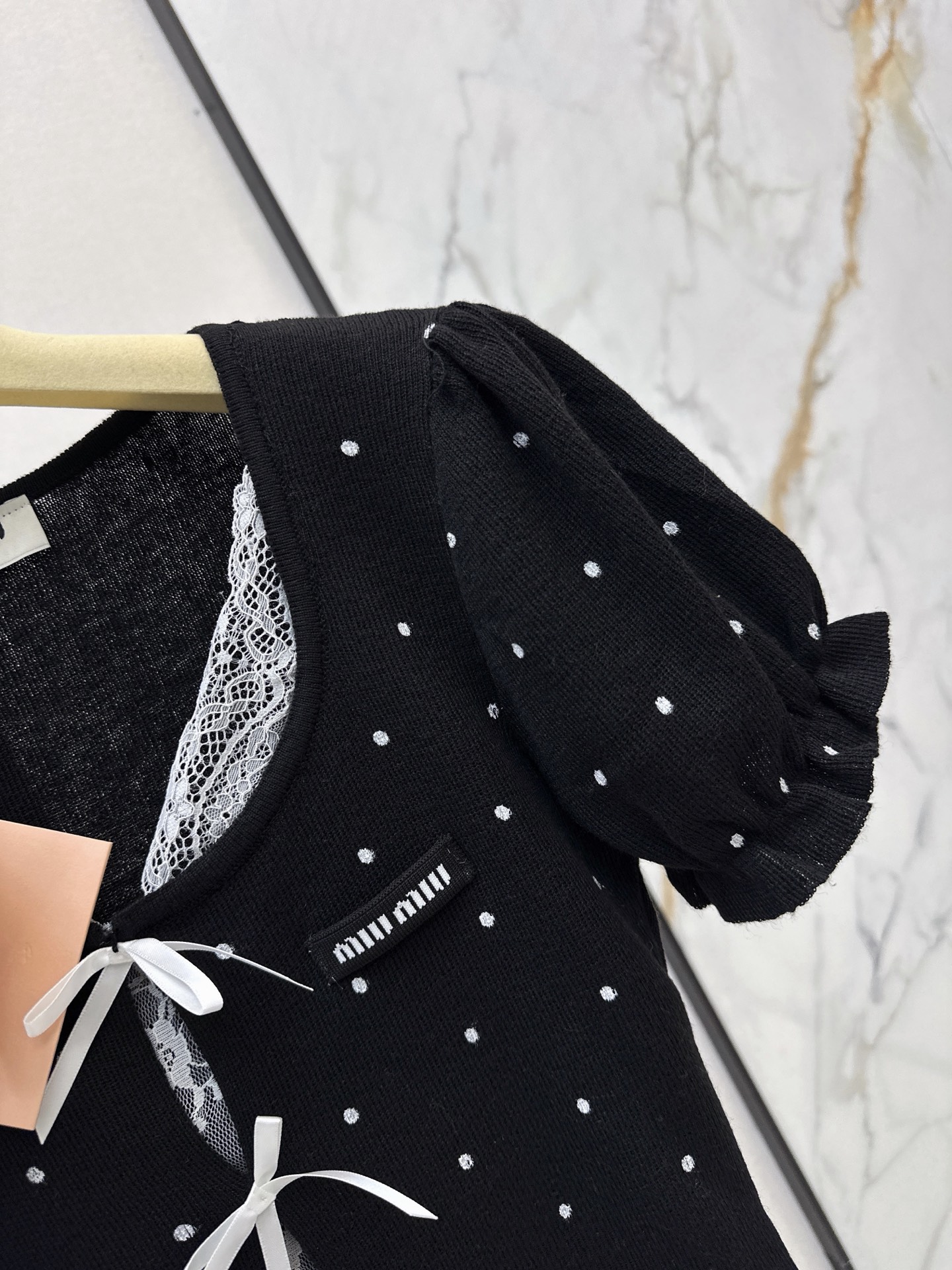 Miu 26ss pokla dots knit top