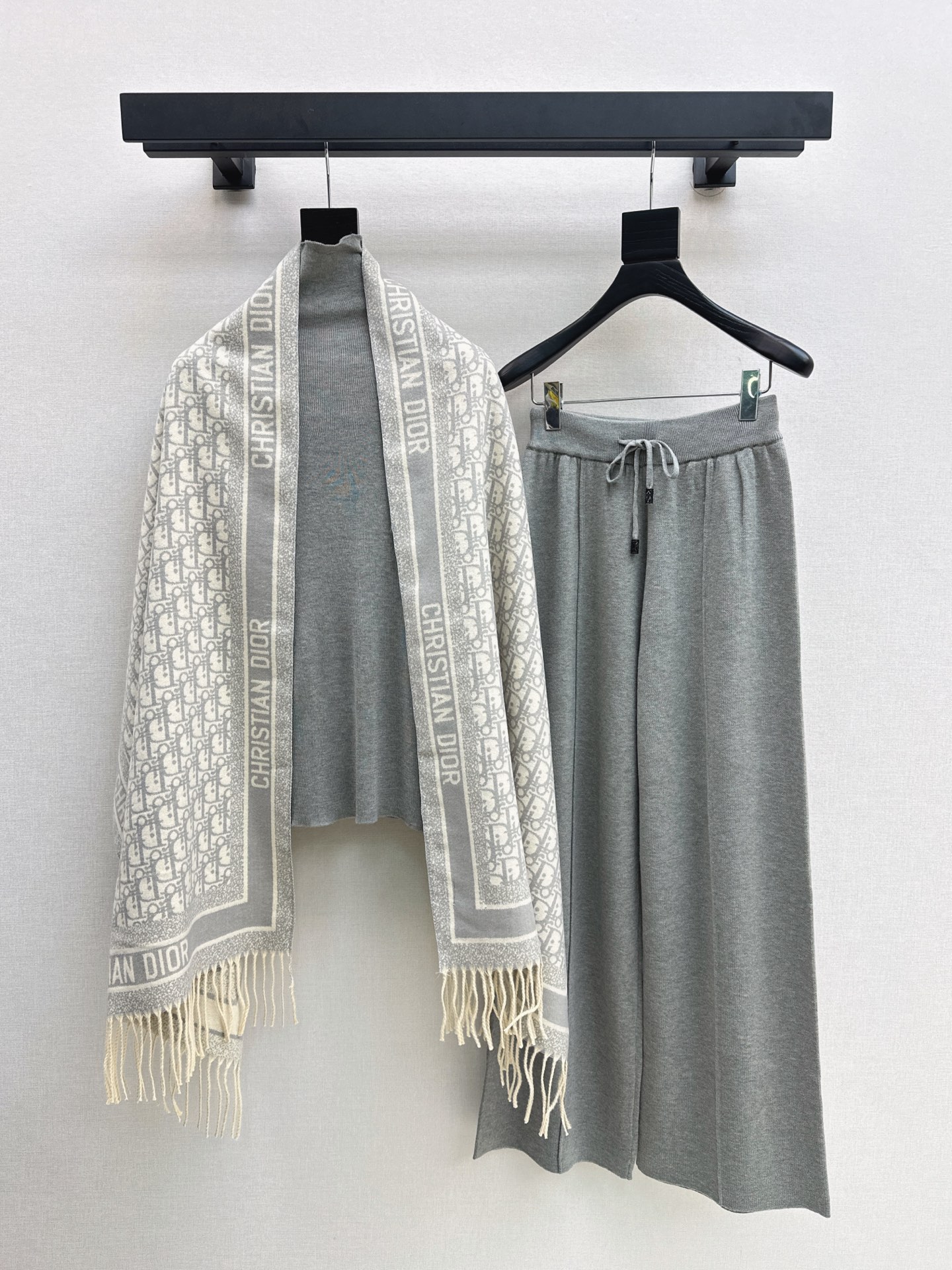CD 26fw knit shawls basic tee pants sets