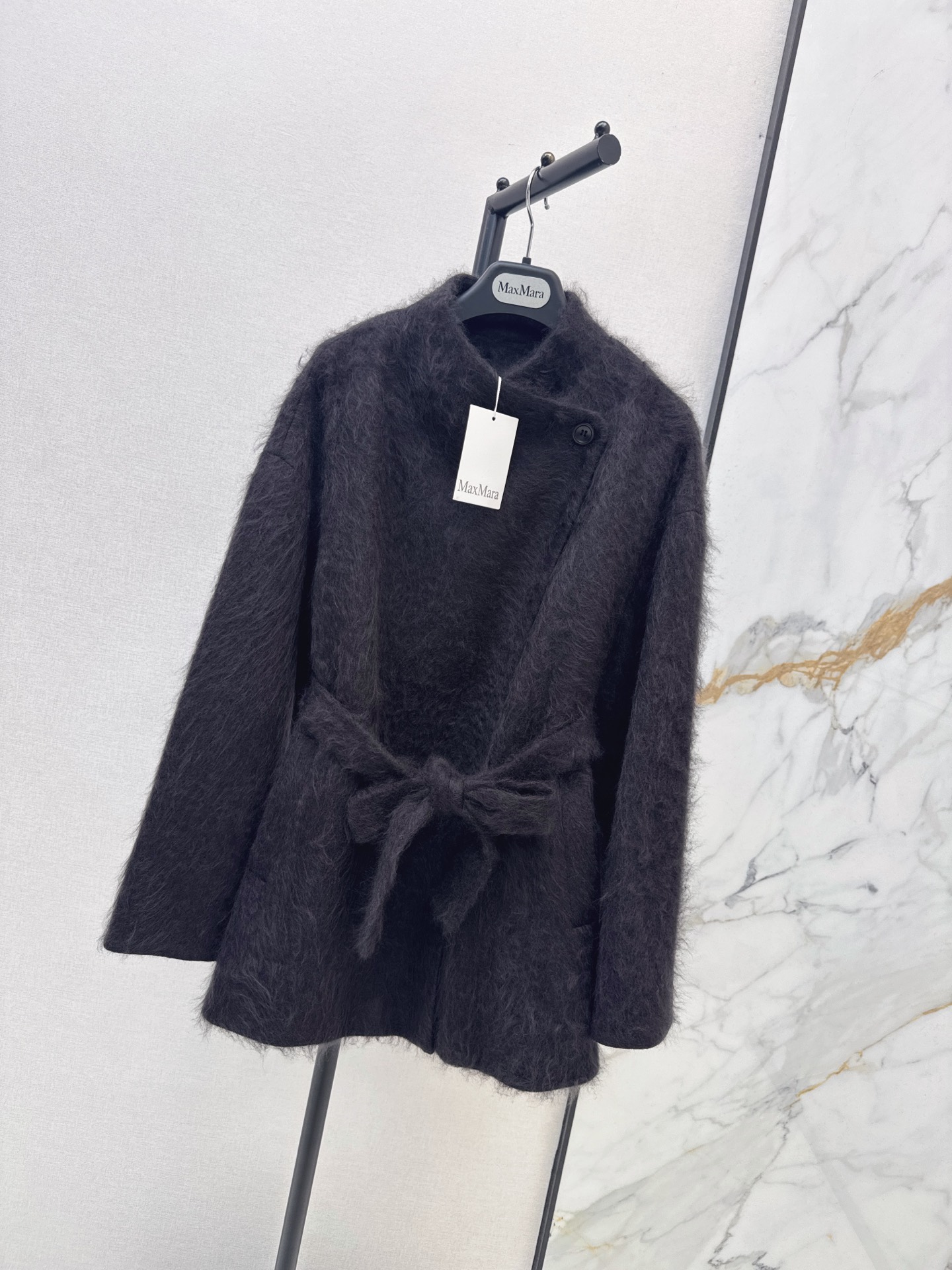 Max 26fw woolen belted jacket