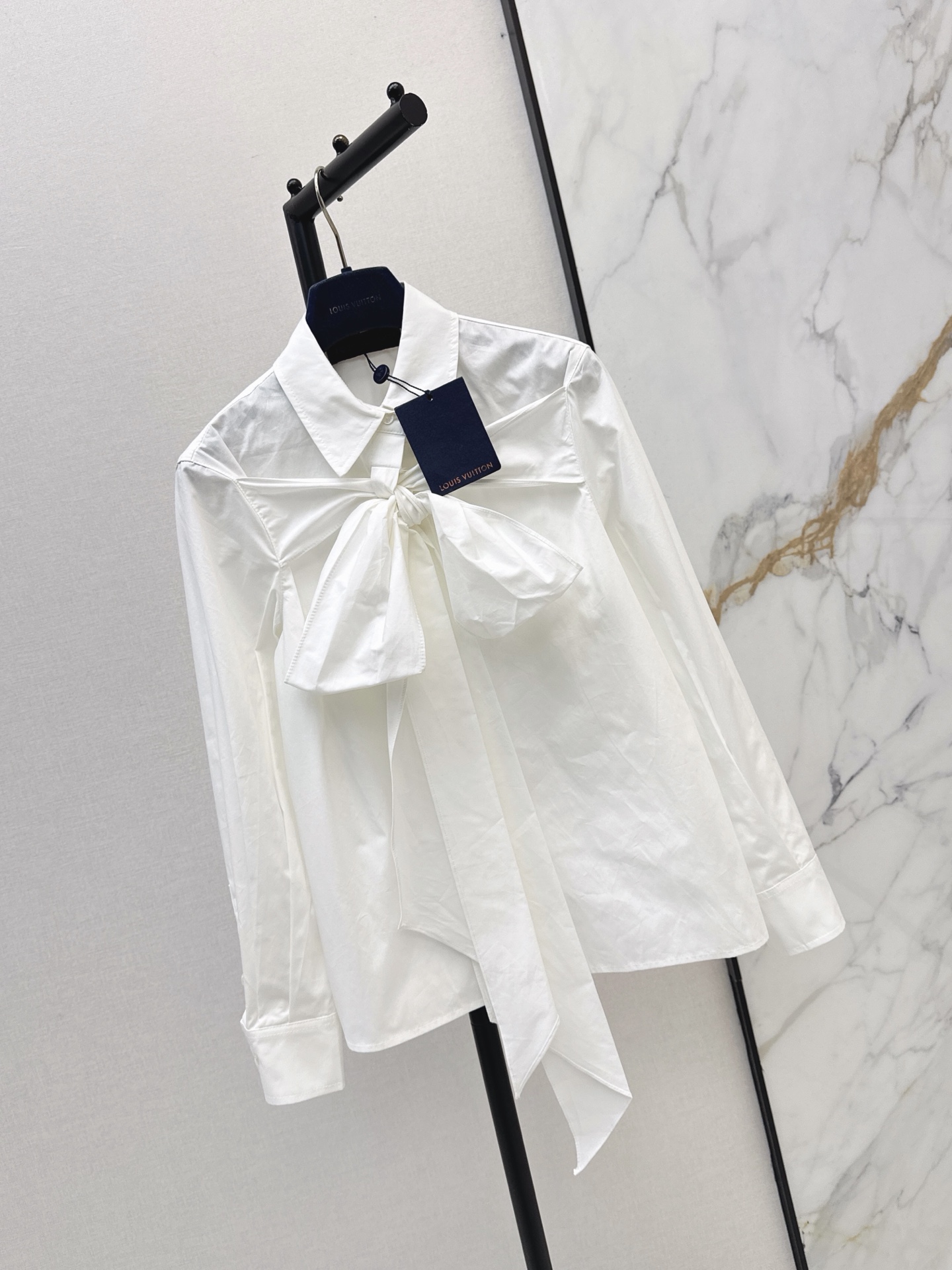 Loui 26fw bow ribbon shirt