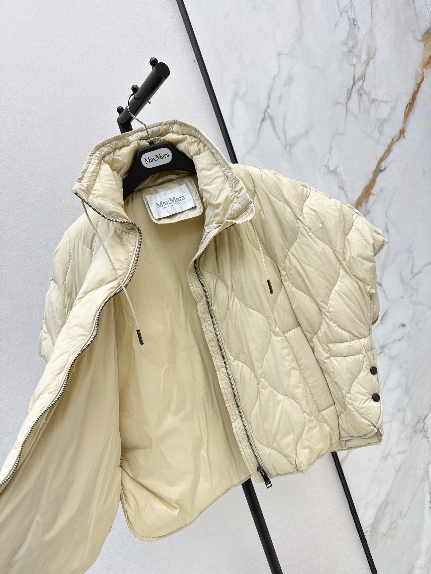 Max 26fw down vest jacket