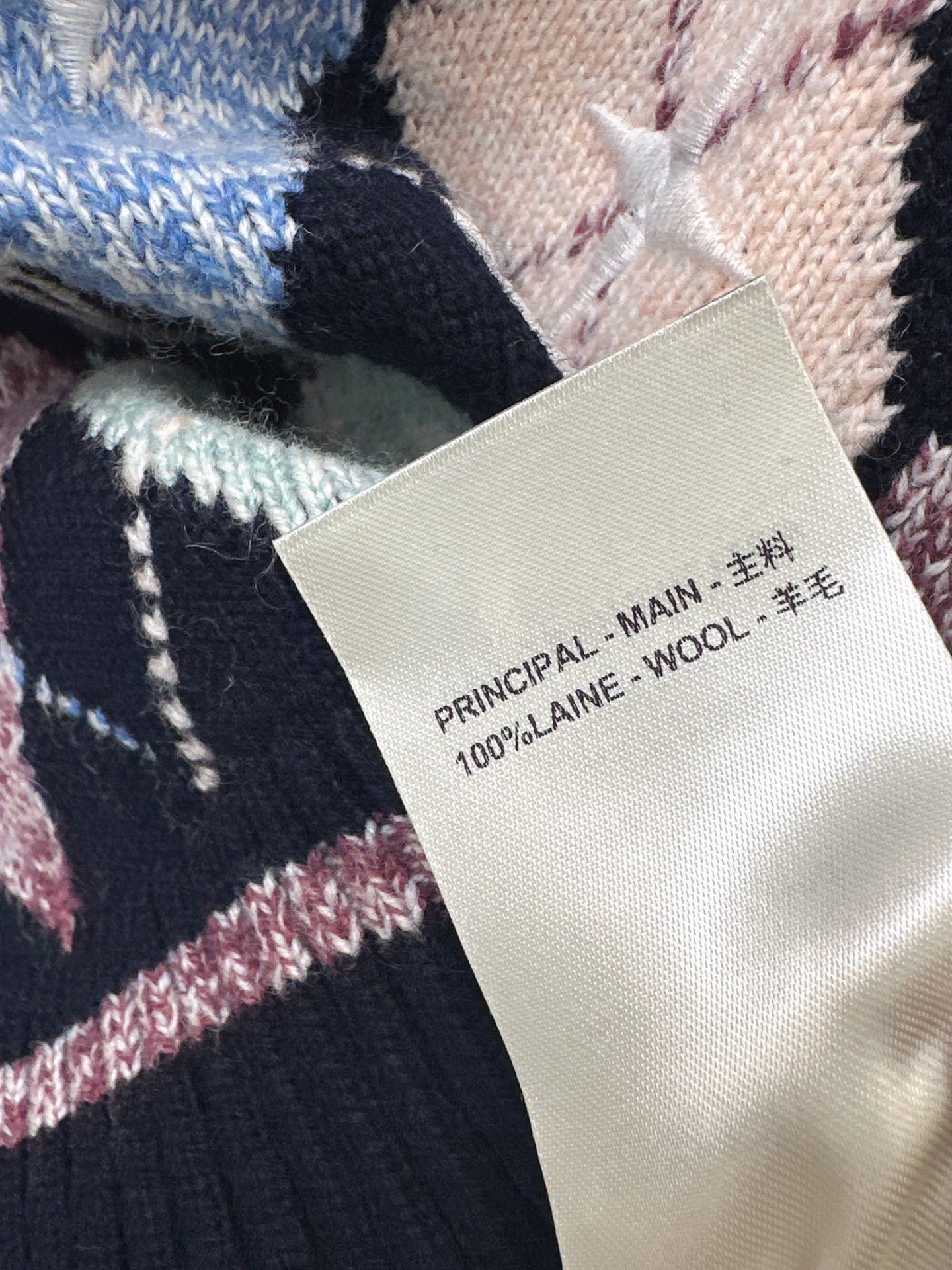 Loui 26fw jacquard knit sweater