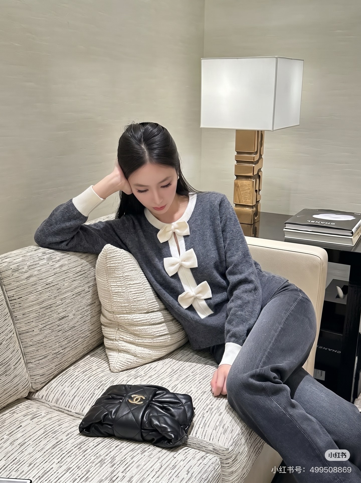 Chan 26fw 3d bow sweater