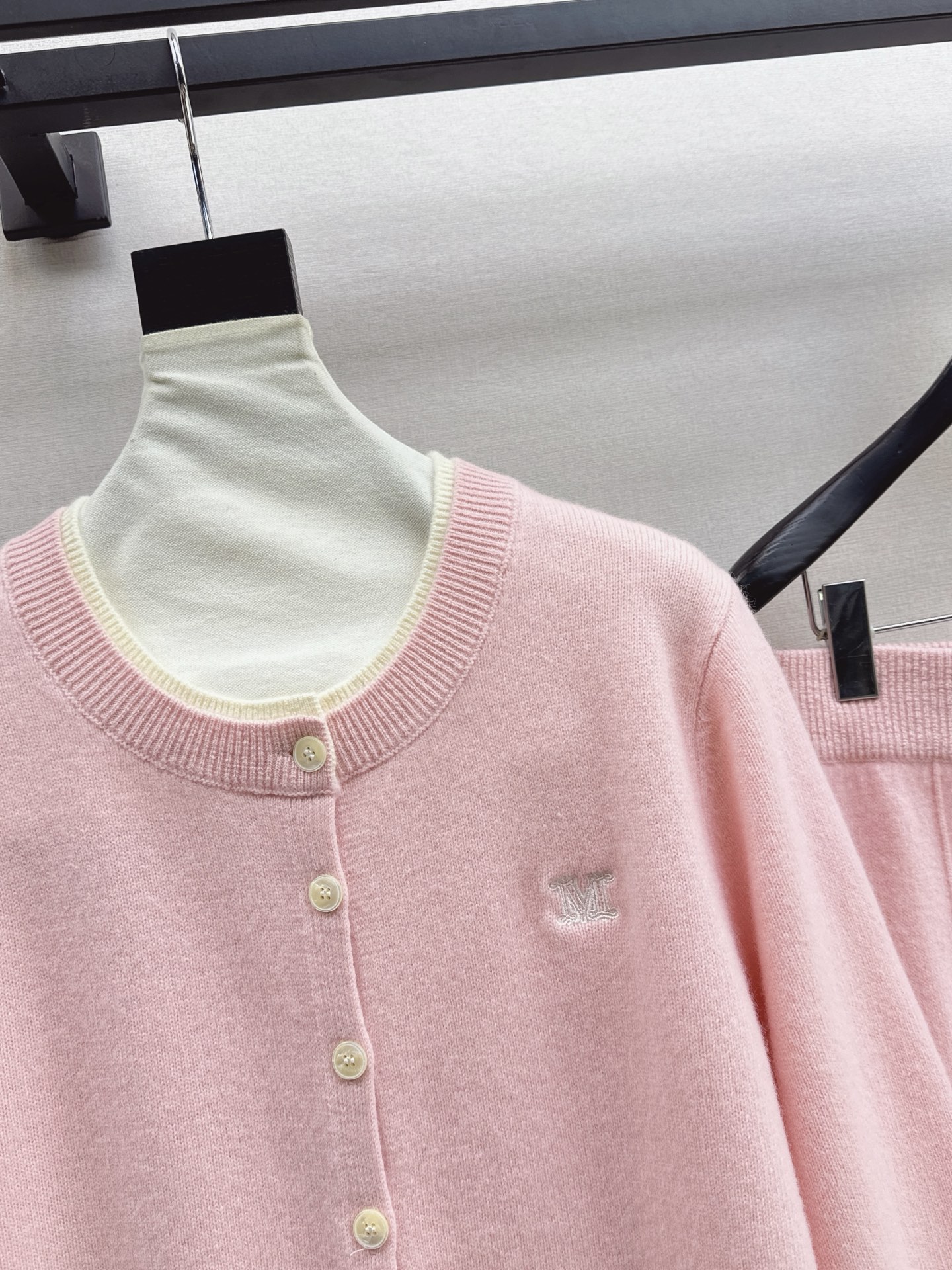 Max 26fw knit cardigan pants sets