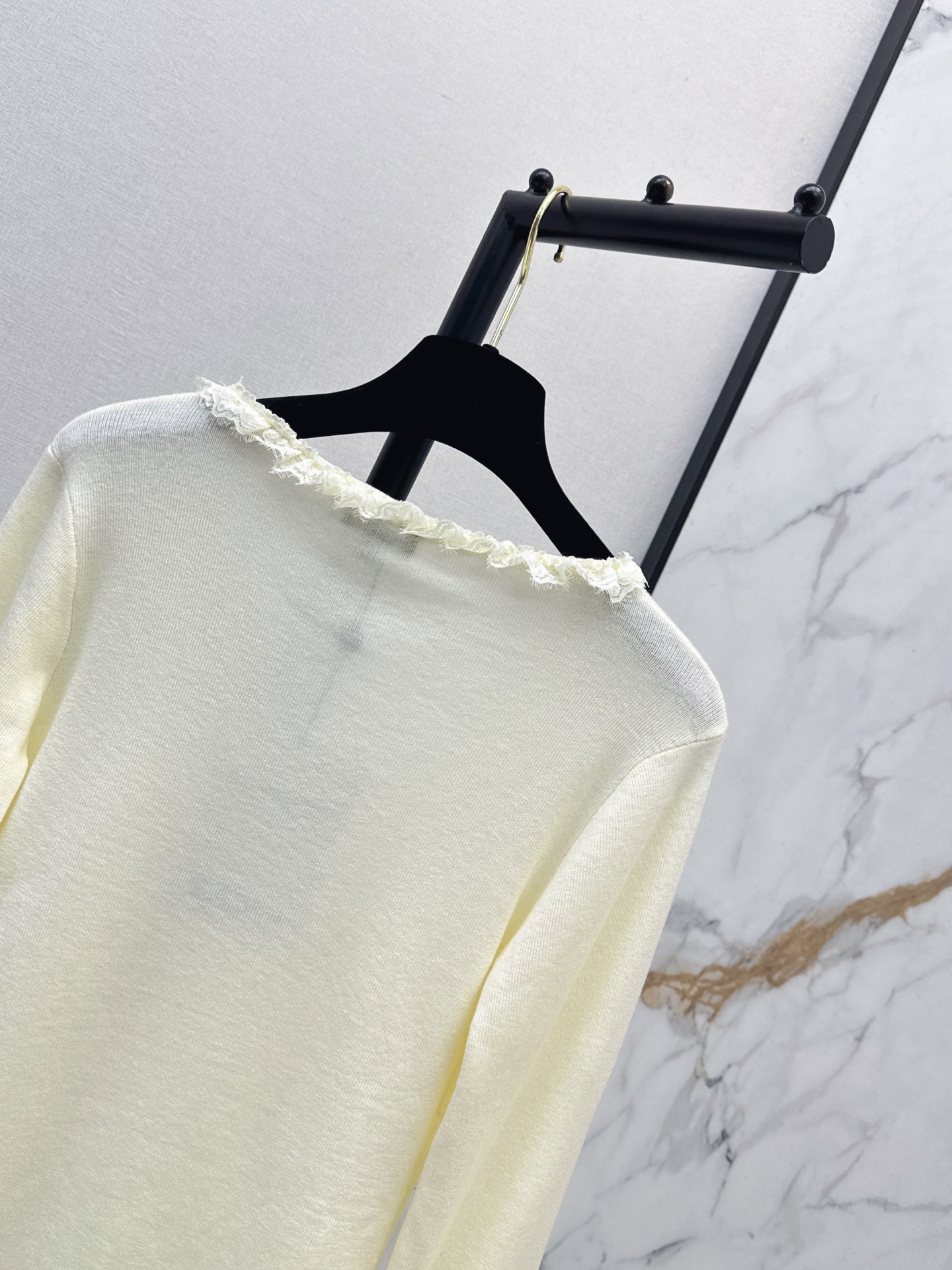 Chan 26fw v-neck knitwear