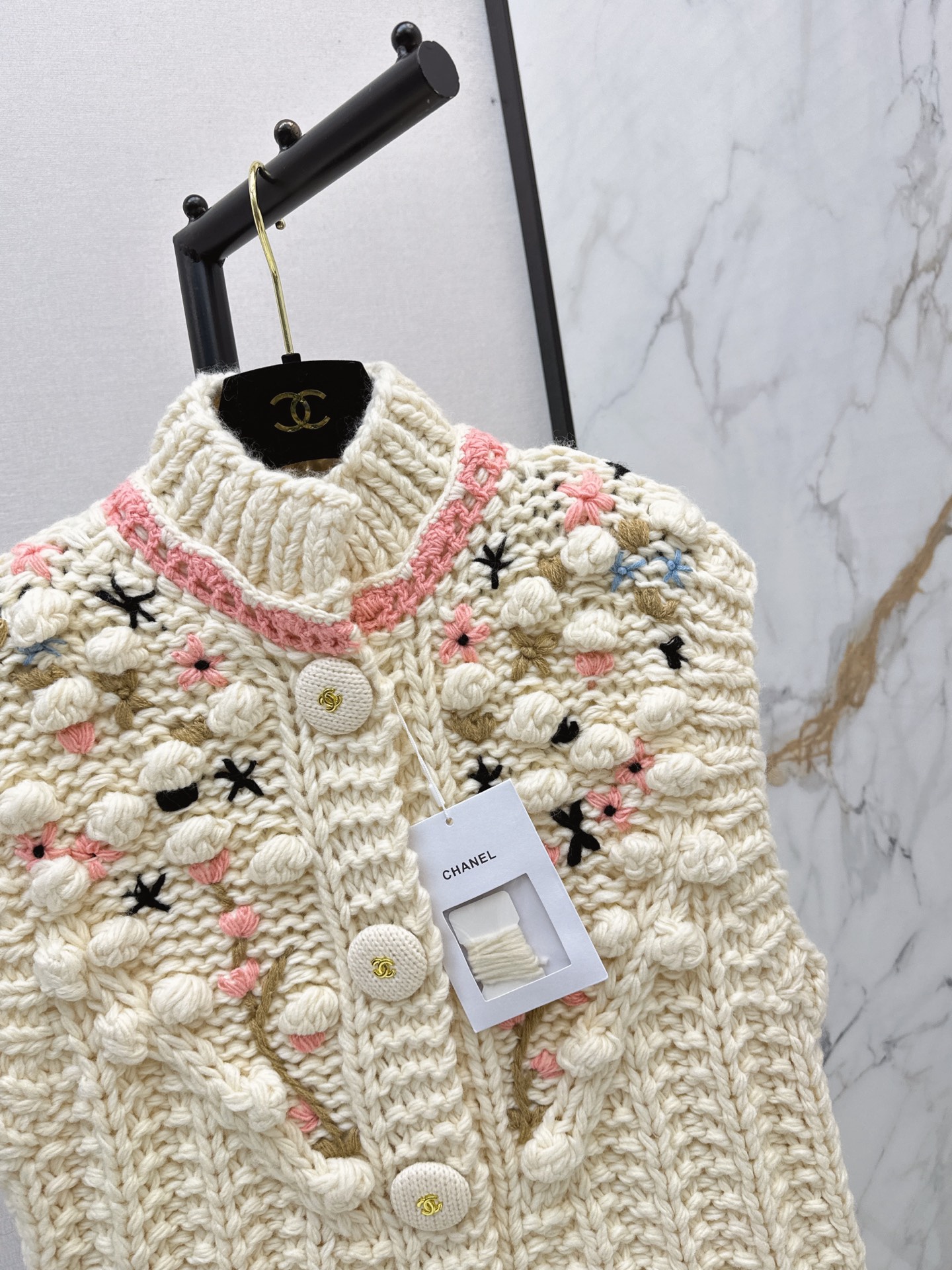 Chan 26fw embroidery knit vest