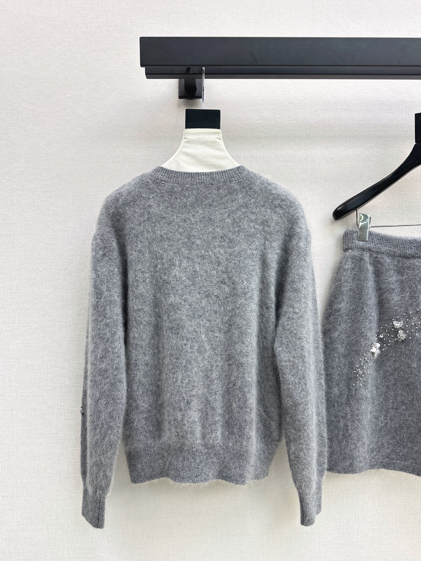 Miu 26fw beading sequin knit sweater skirt sets