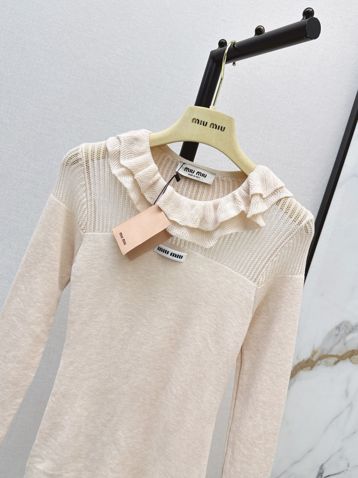 Miu 26fw ruffle knit top