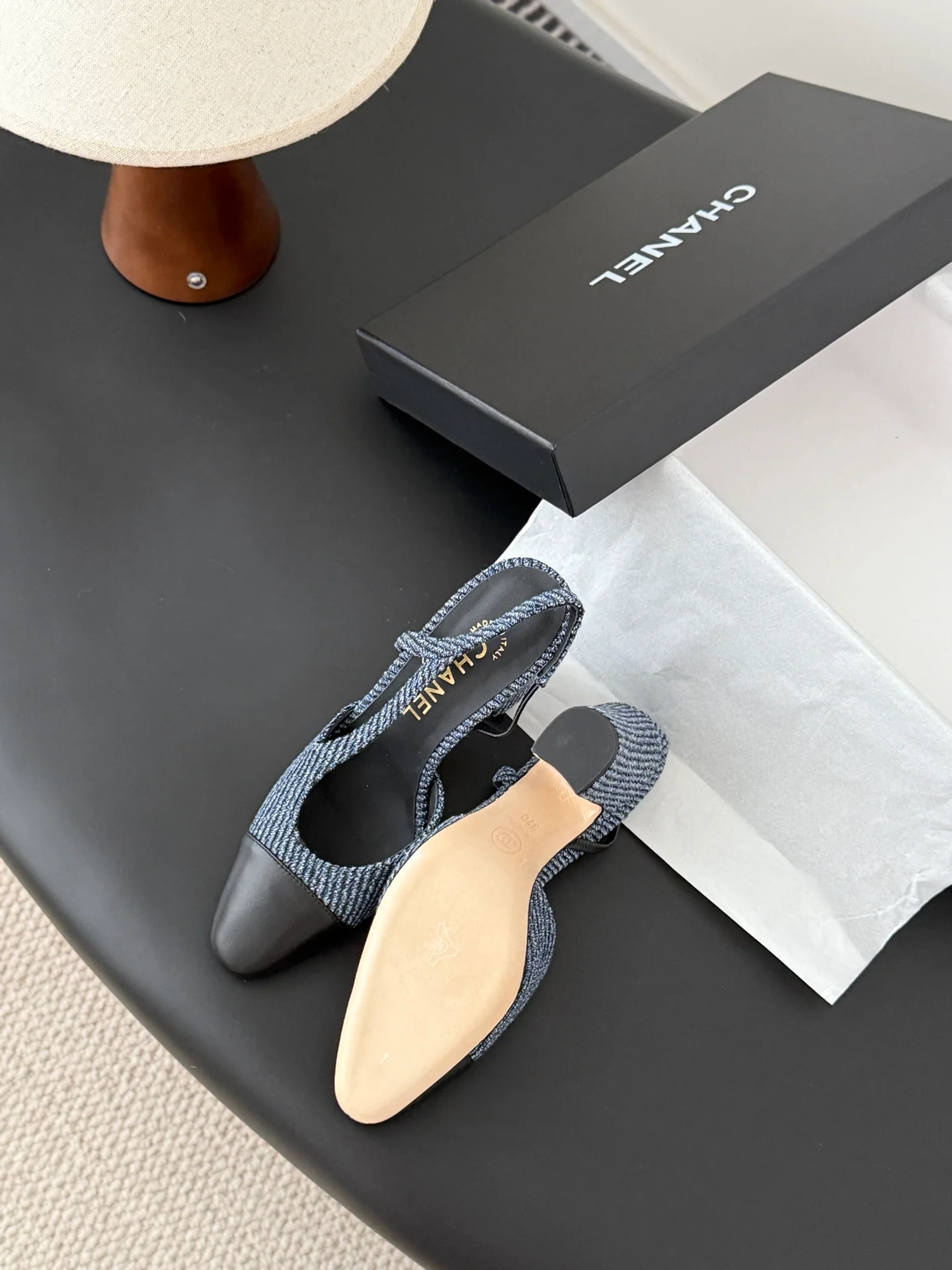 Chan 25fw slingback heels