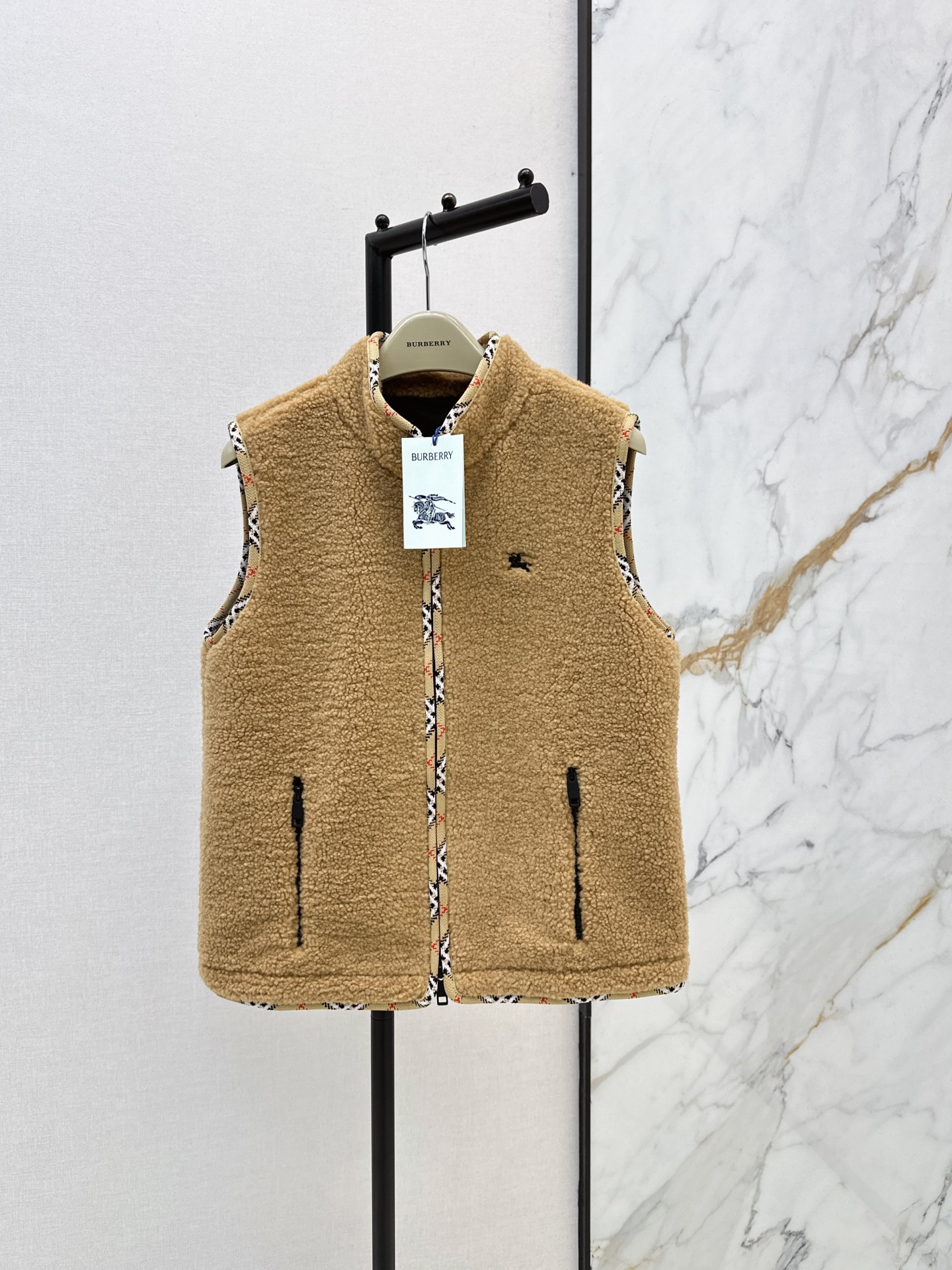 Bur 26fw sherpa fleece zipper vest