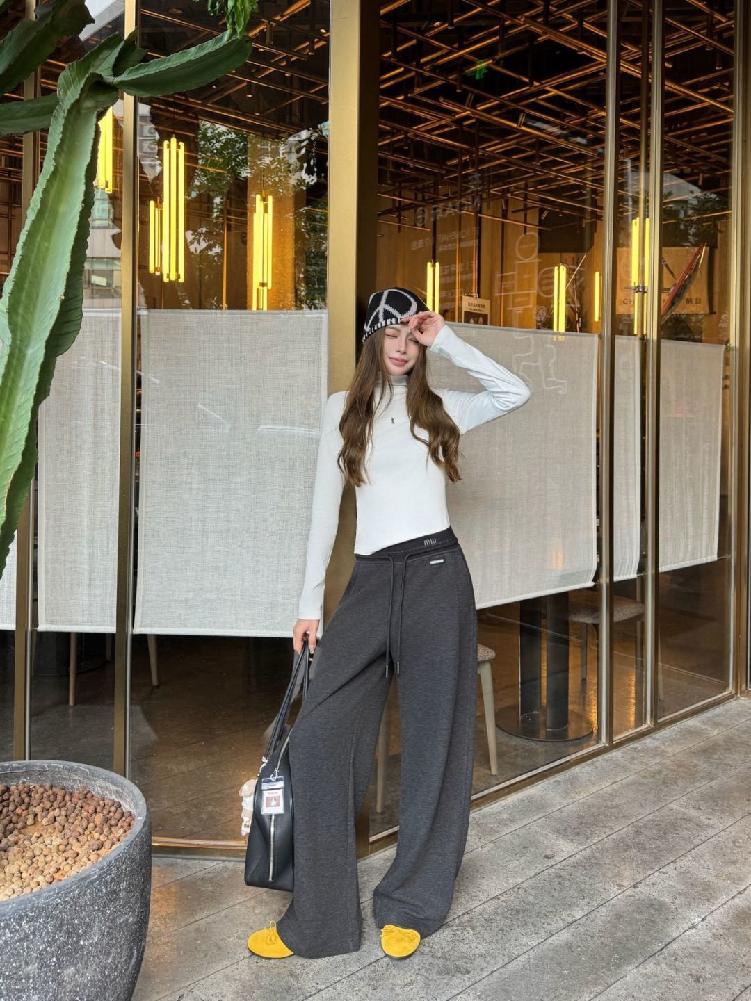 Miu 26fw darwstring pants sets