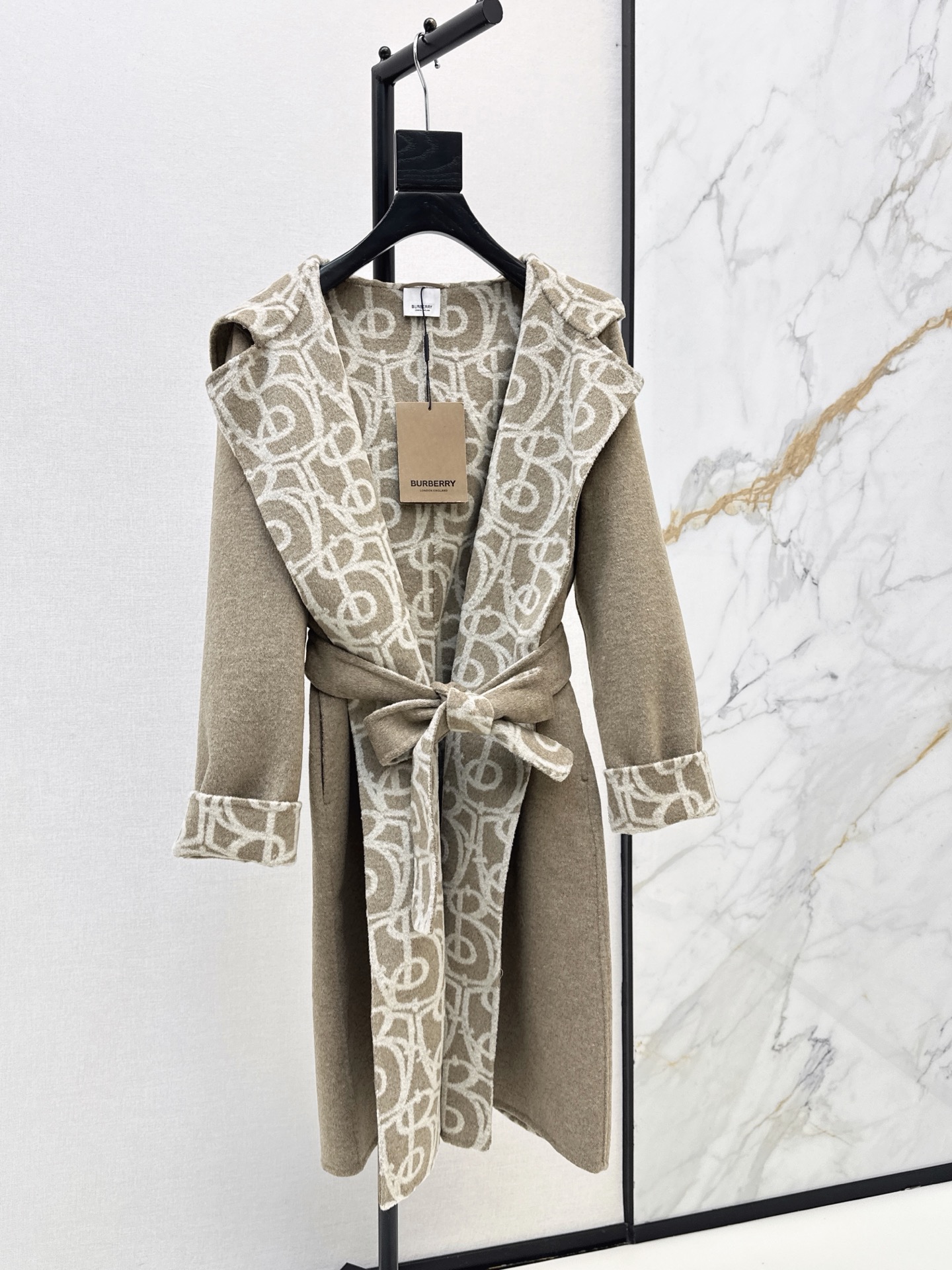 Bur 26fw woolen hooded overcoats