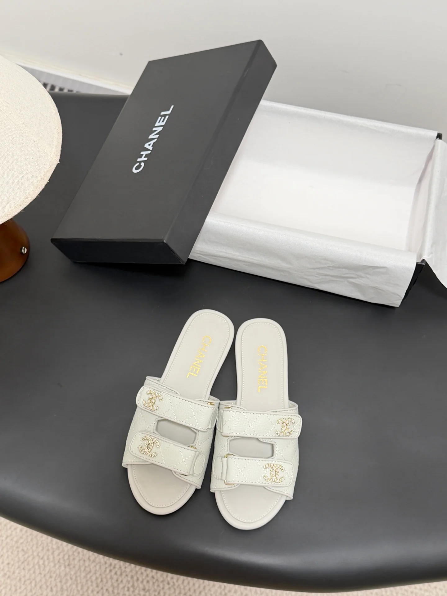 Chan 26ss slippers