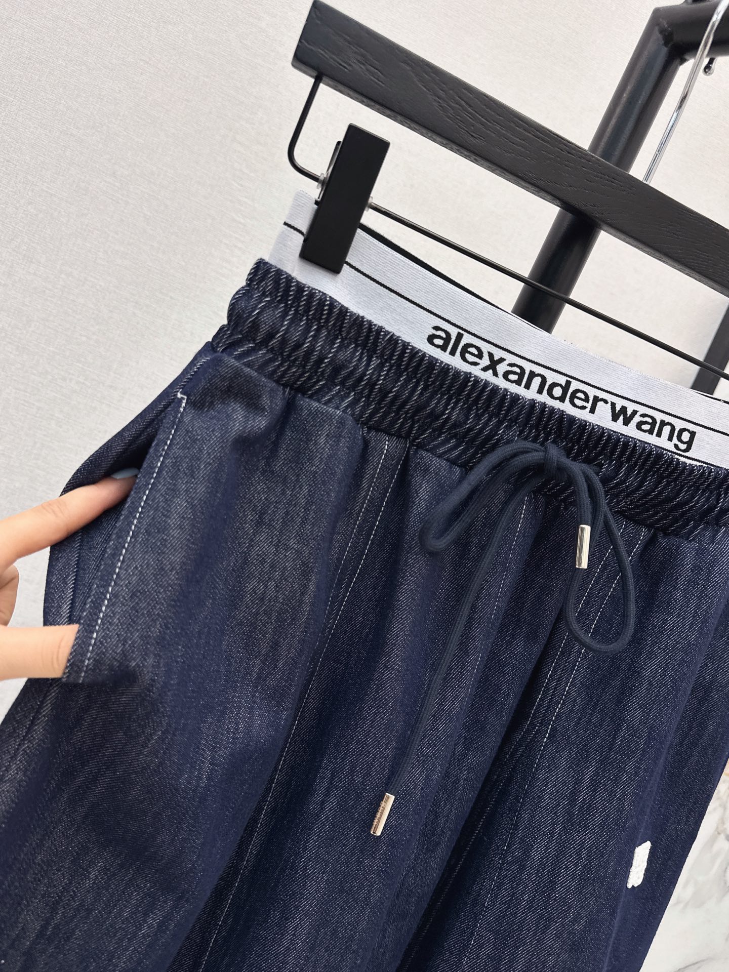 Alex 26fw drawstring skirt