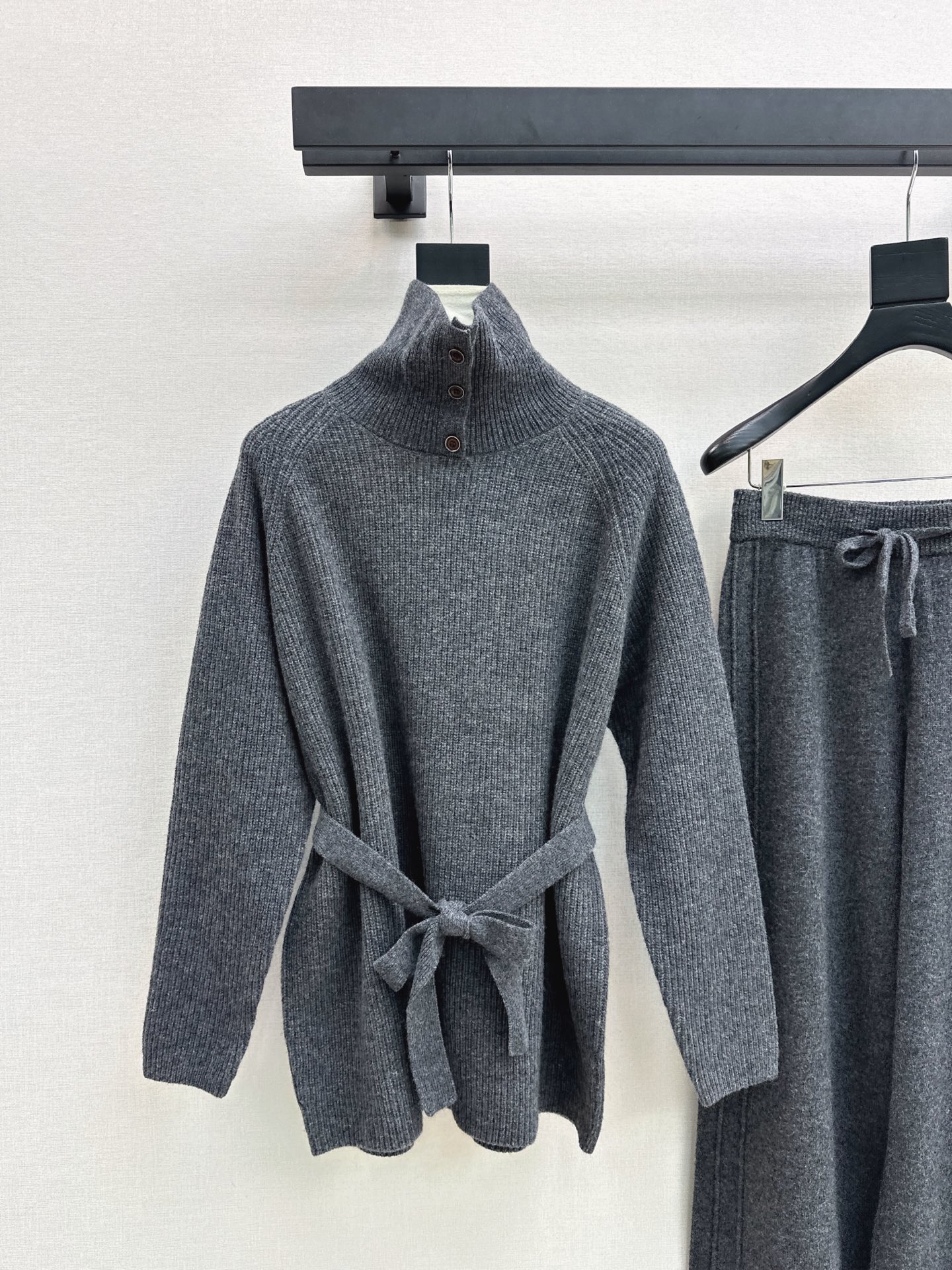 Her 26fw wool sweater pants sets