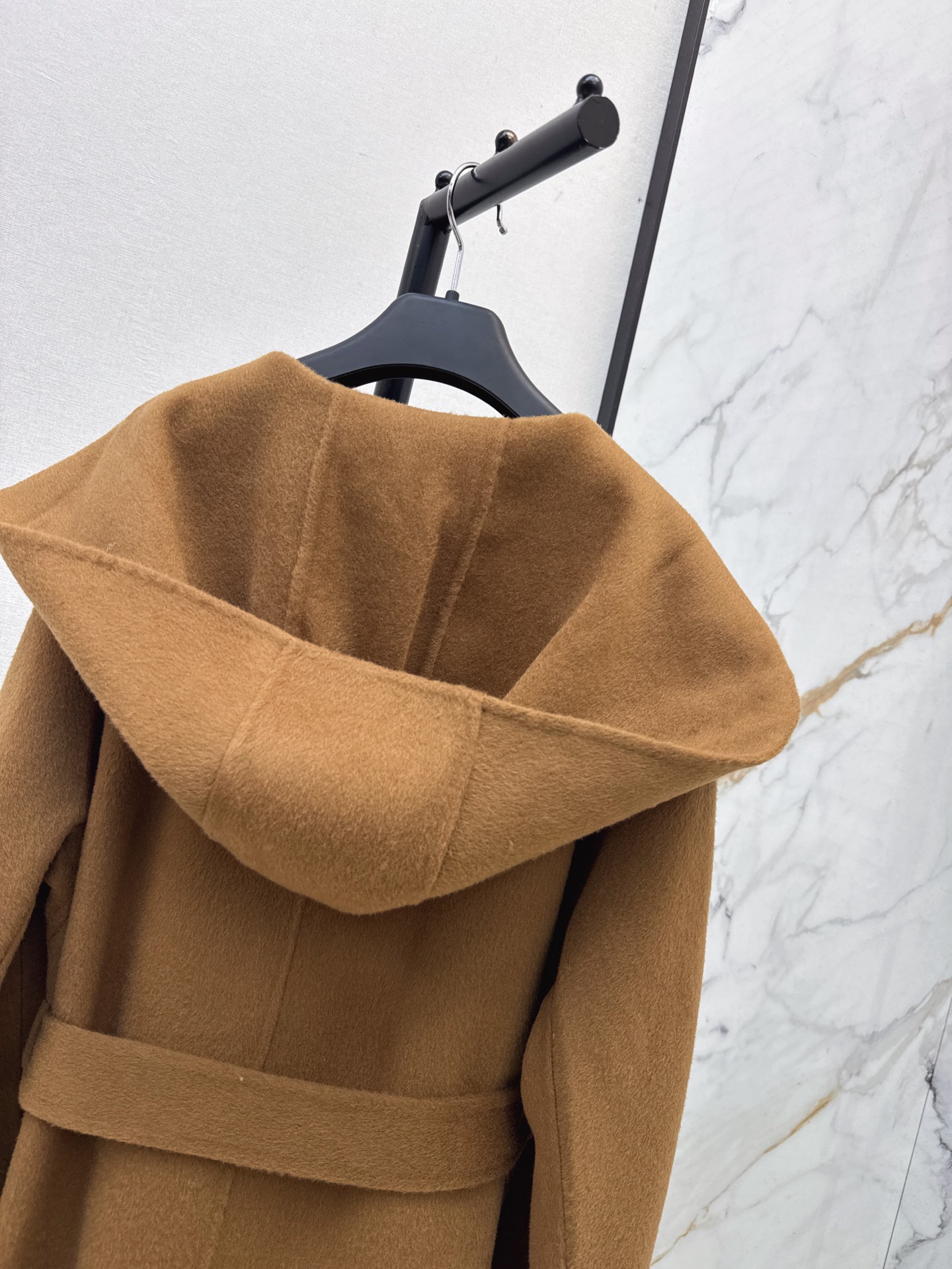 Max 26fw woolen hooded overcoats