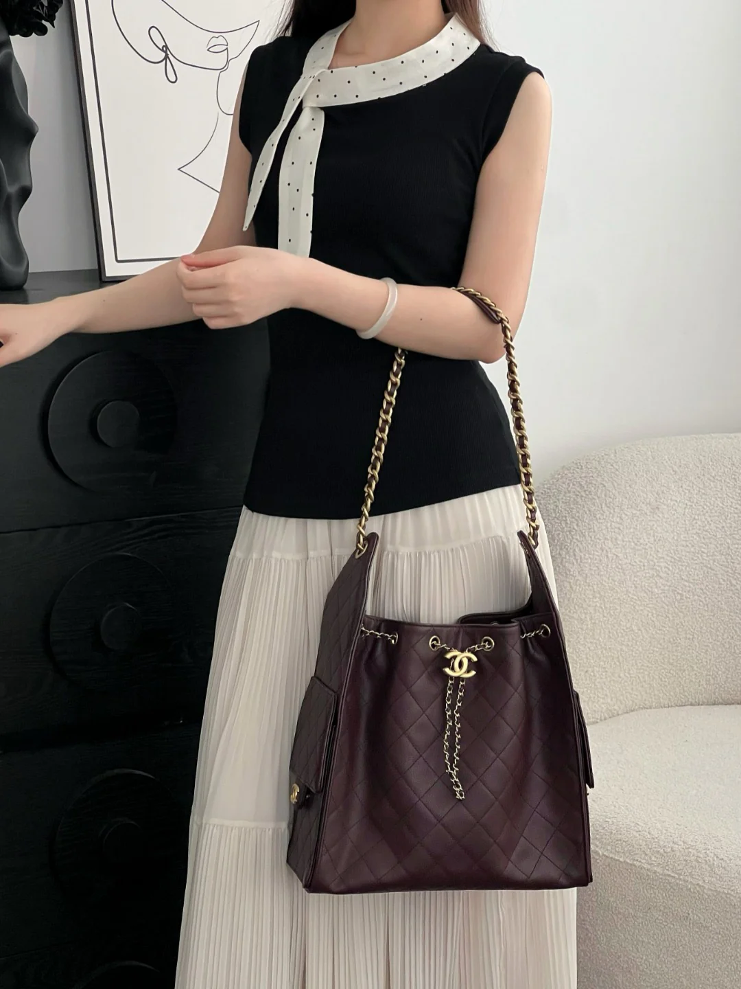 Chan 25A hobo bags