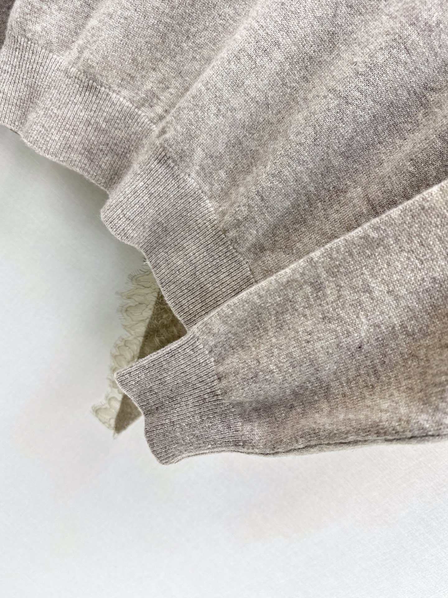 ES 26fw knit lace cape sweater sets