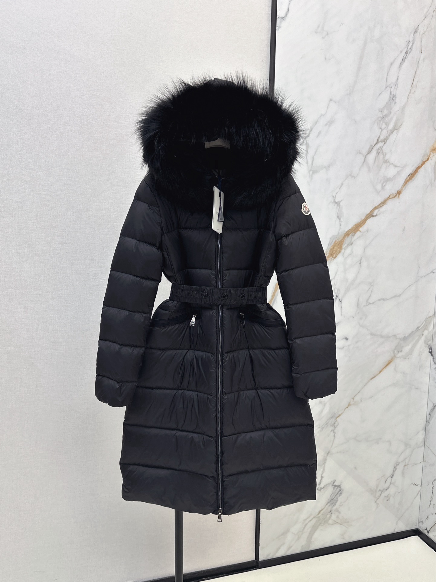 Monc 26fw fur-trim belted down jacket