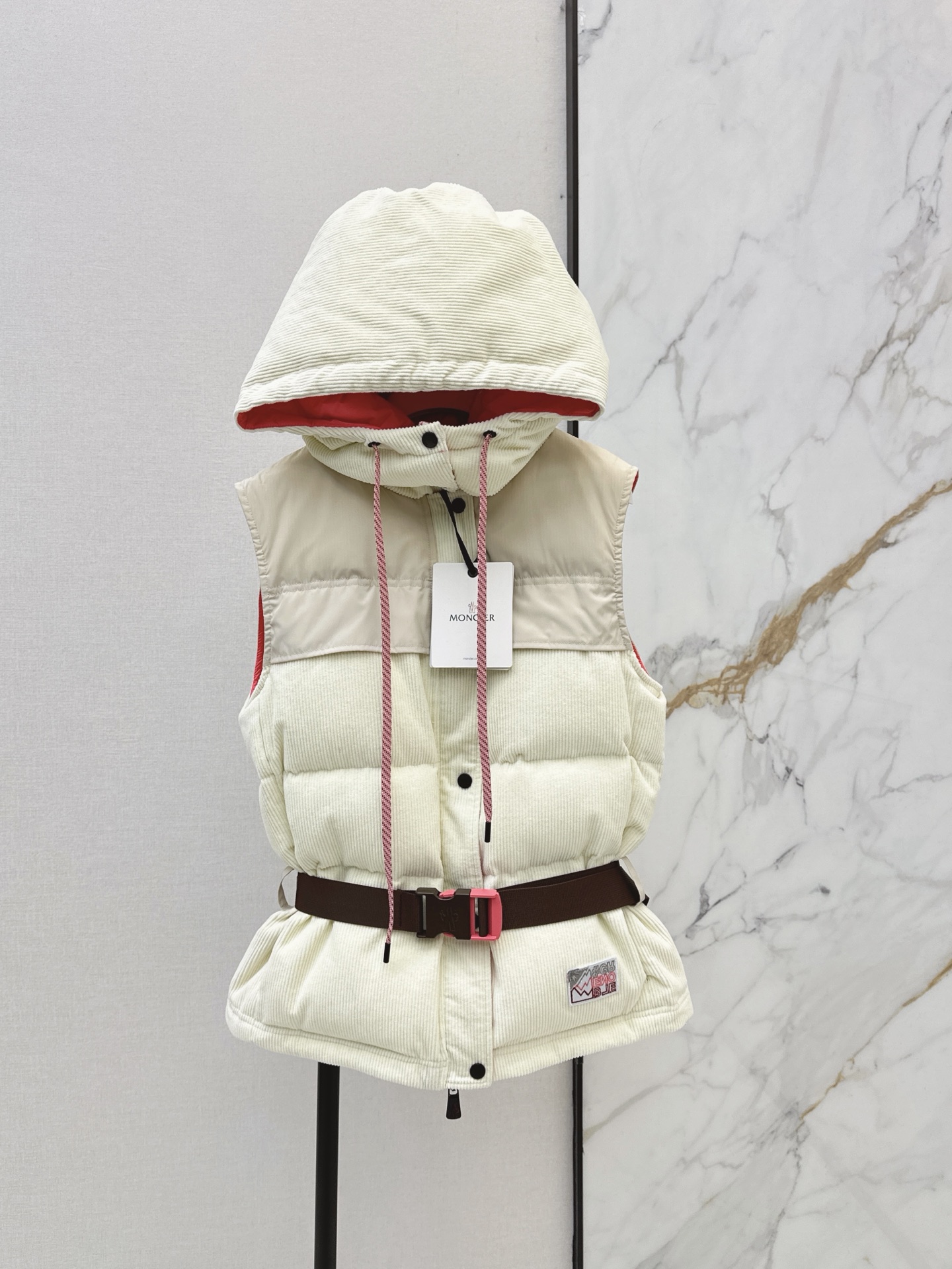 Monc 26fw hooded deatchable down jacket