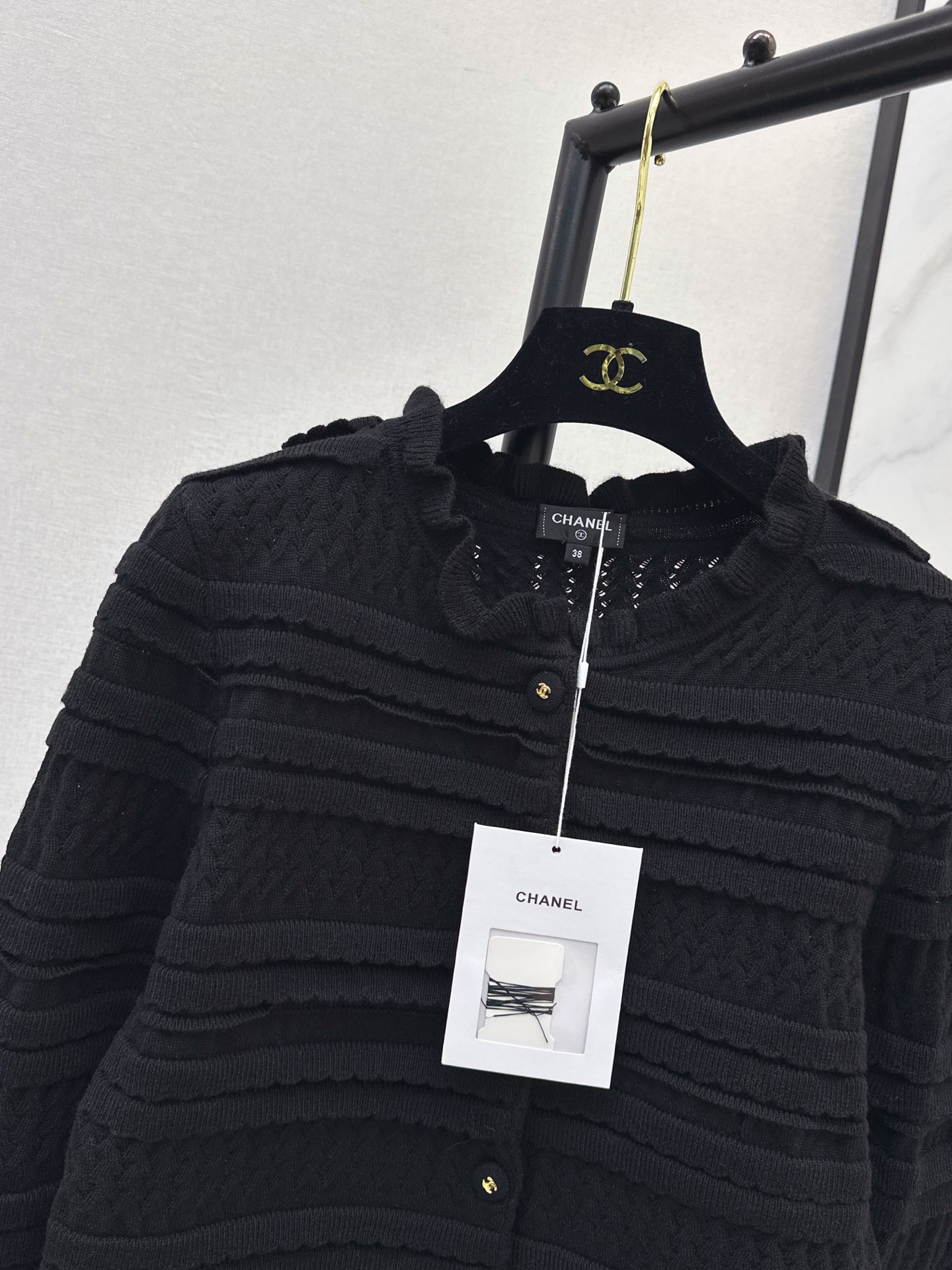 Chan 26fw ruffle knit cardigan