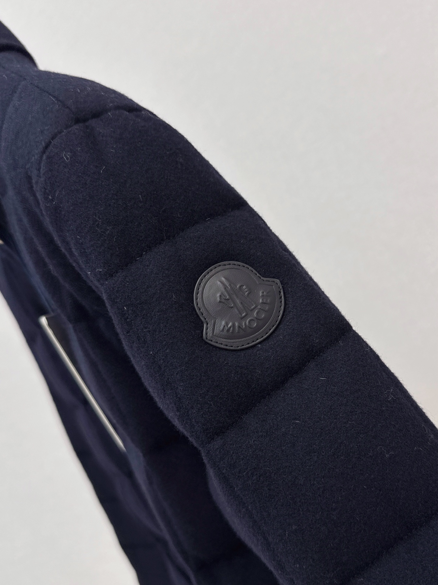Monc 26fw belted down jacket