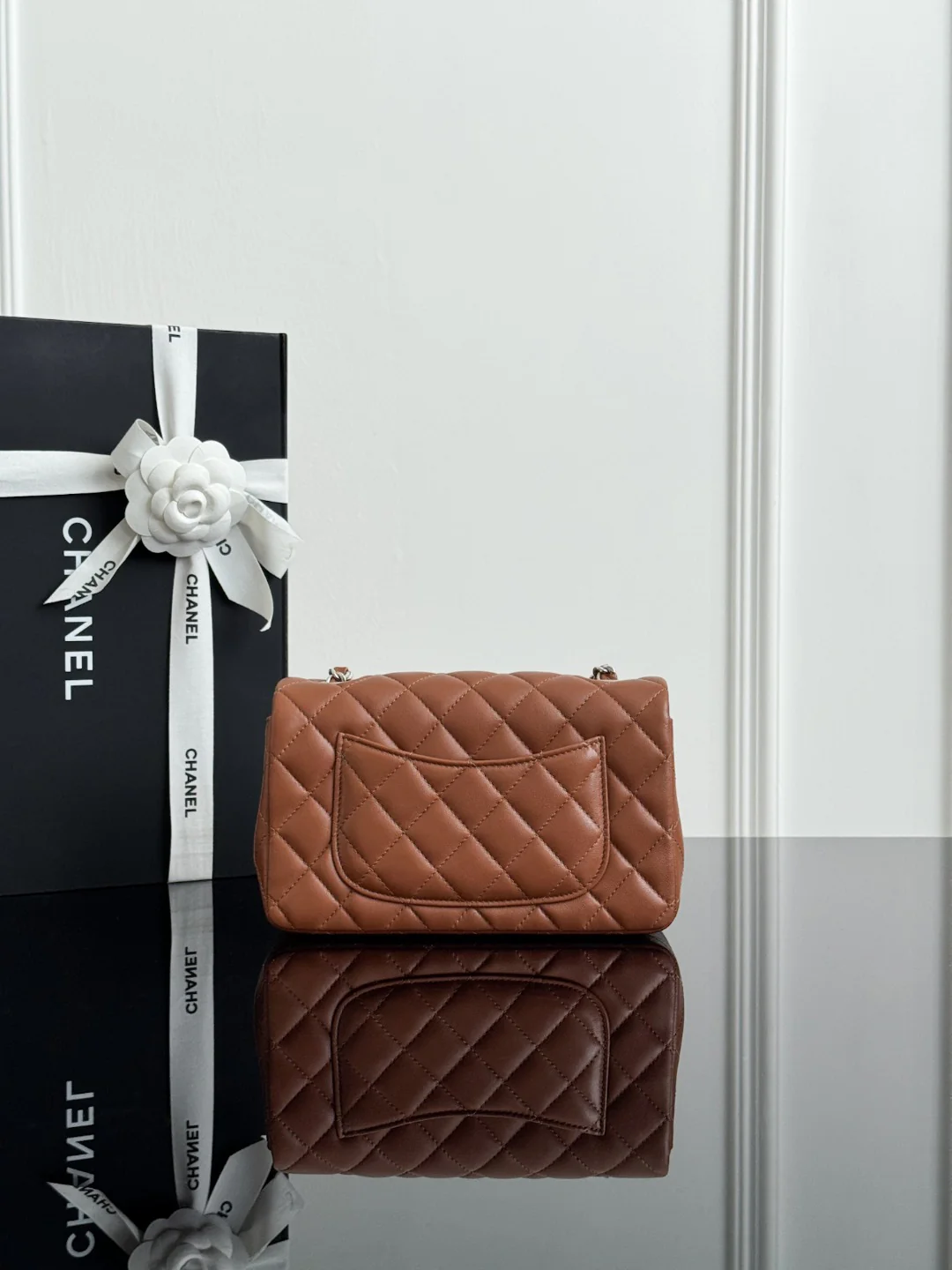 Chan cf20 chain shoulder bag
