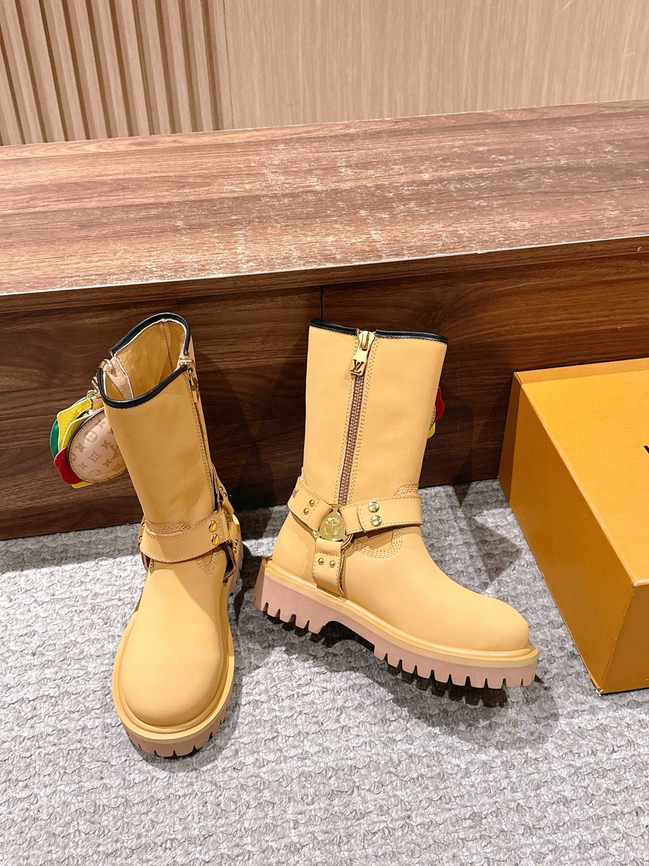 Loui 25fw biker boots