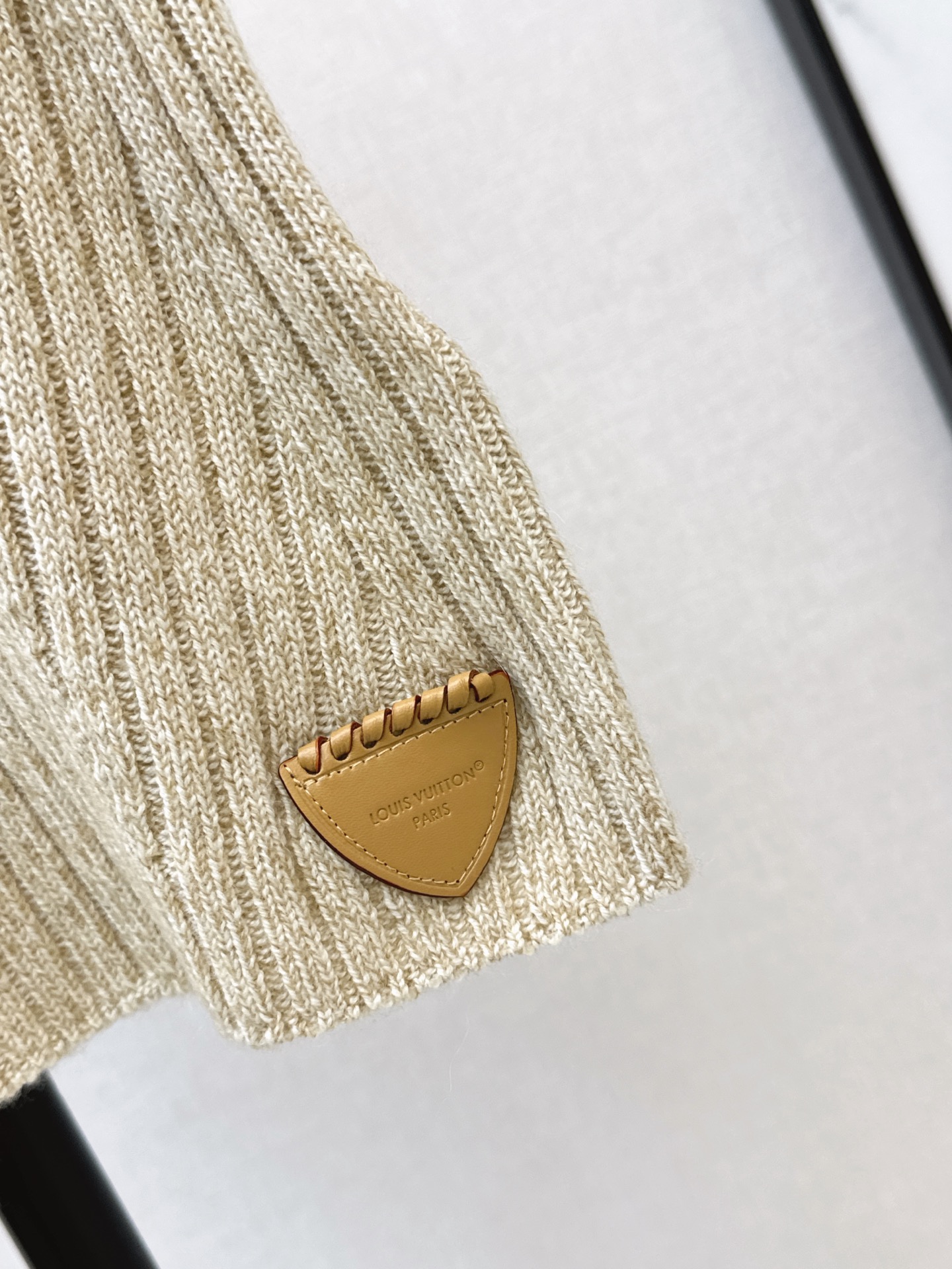 Loui 26fw knit vest