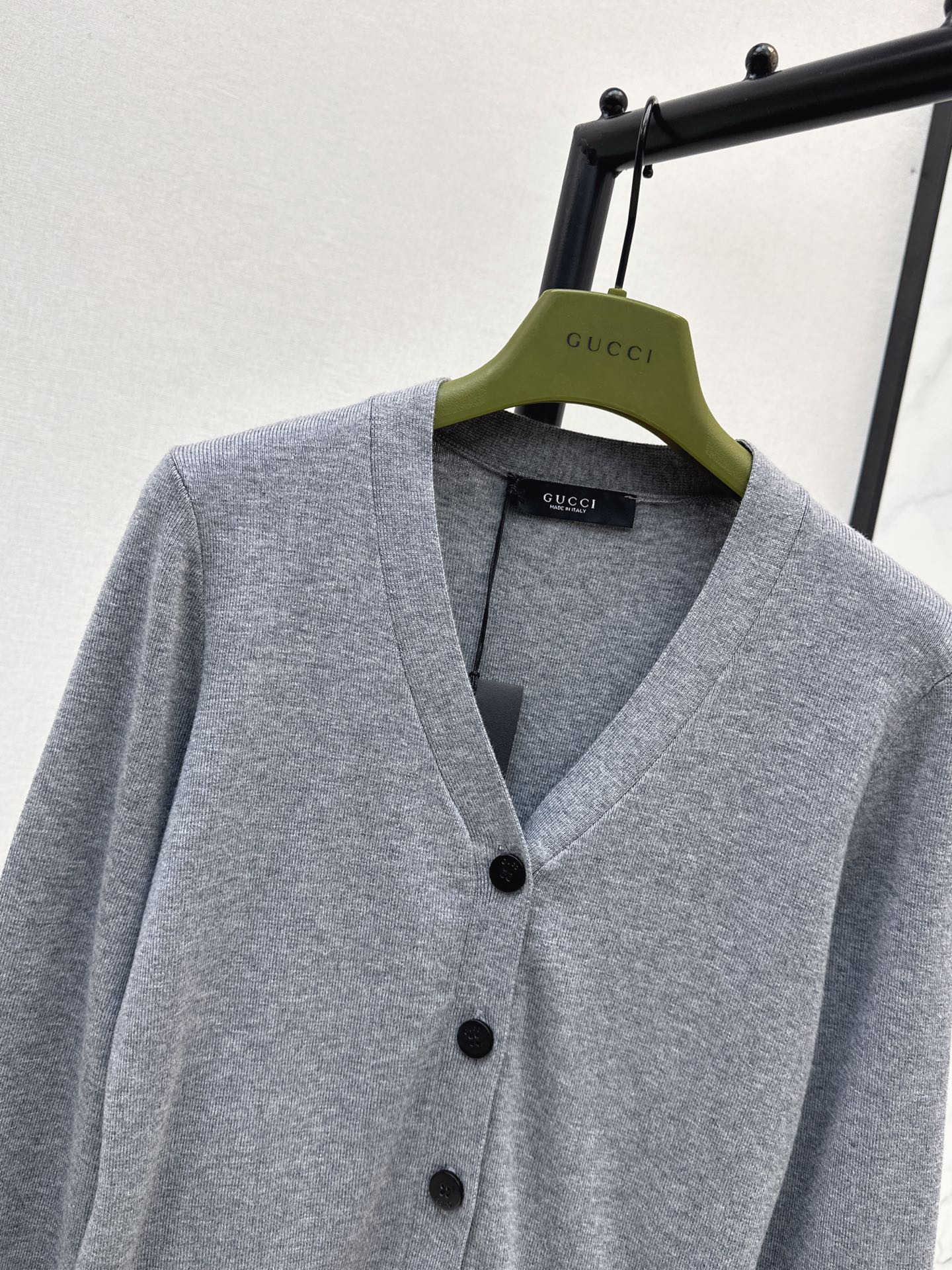 Guc 26fw knit cardigan
