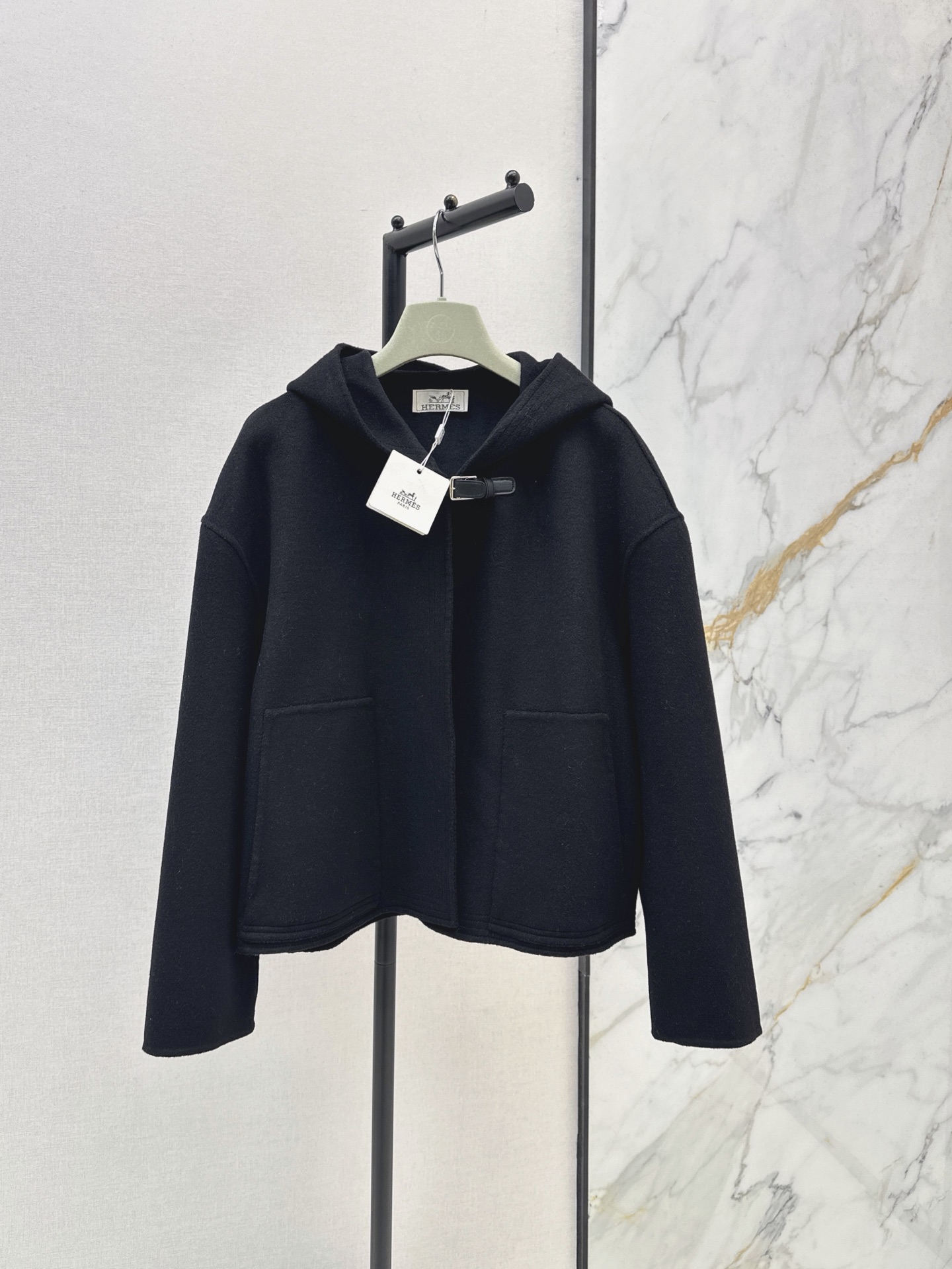 Her 26fw woolen hooded jacket