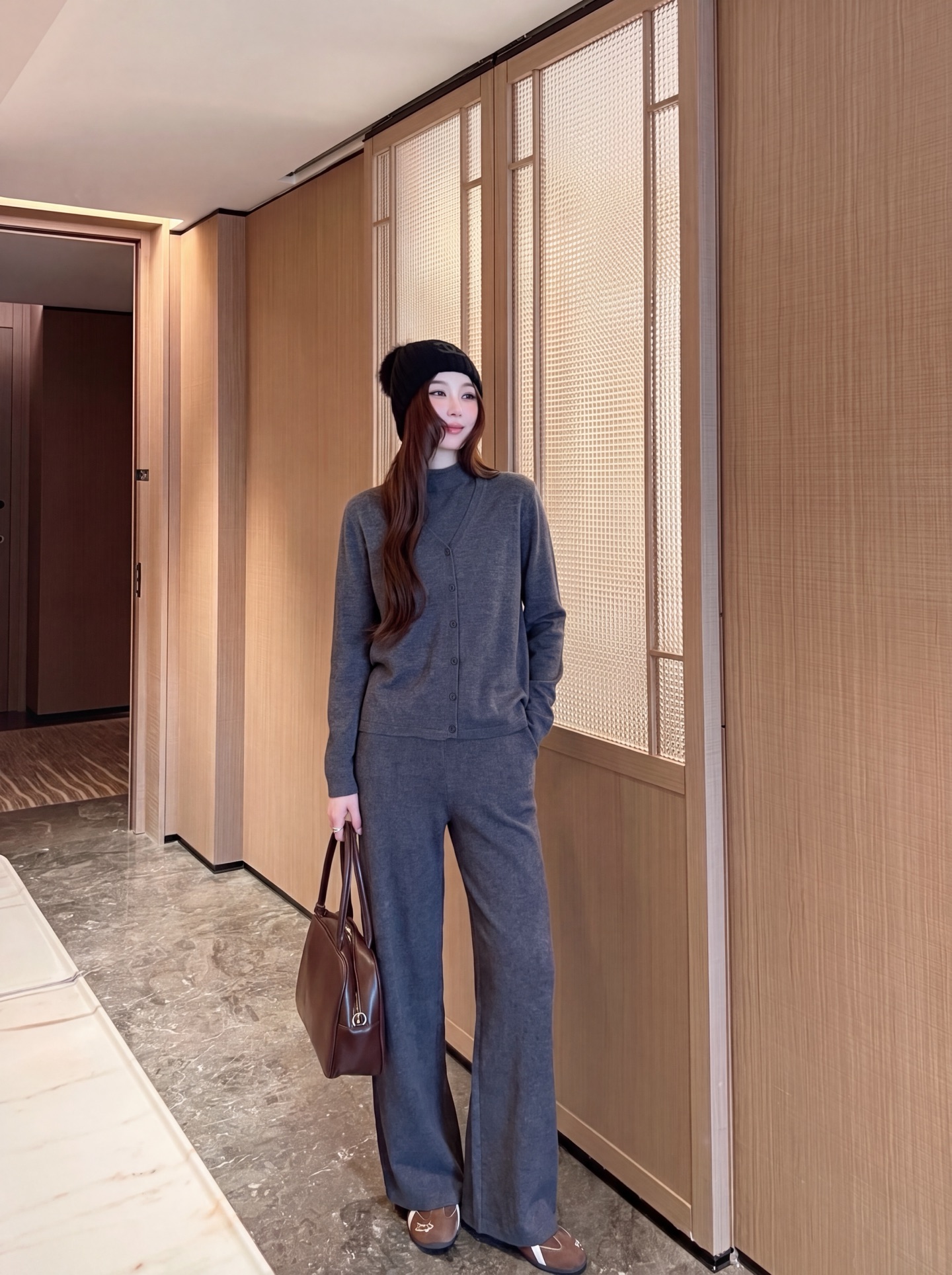 Her 26fw knit vest cardigan pants sets