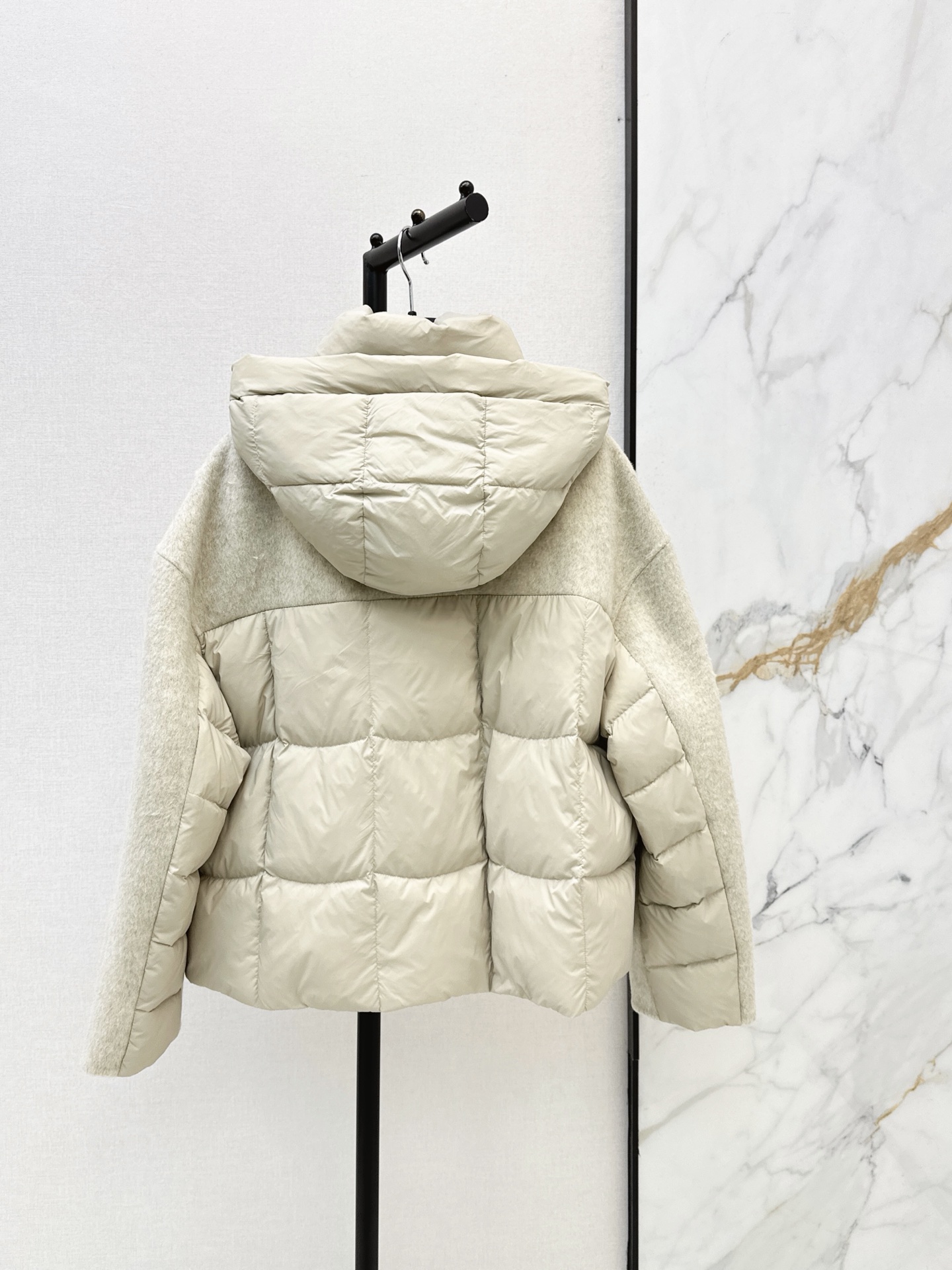 Max 26fw hooded wool contract down jacket