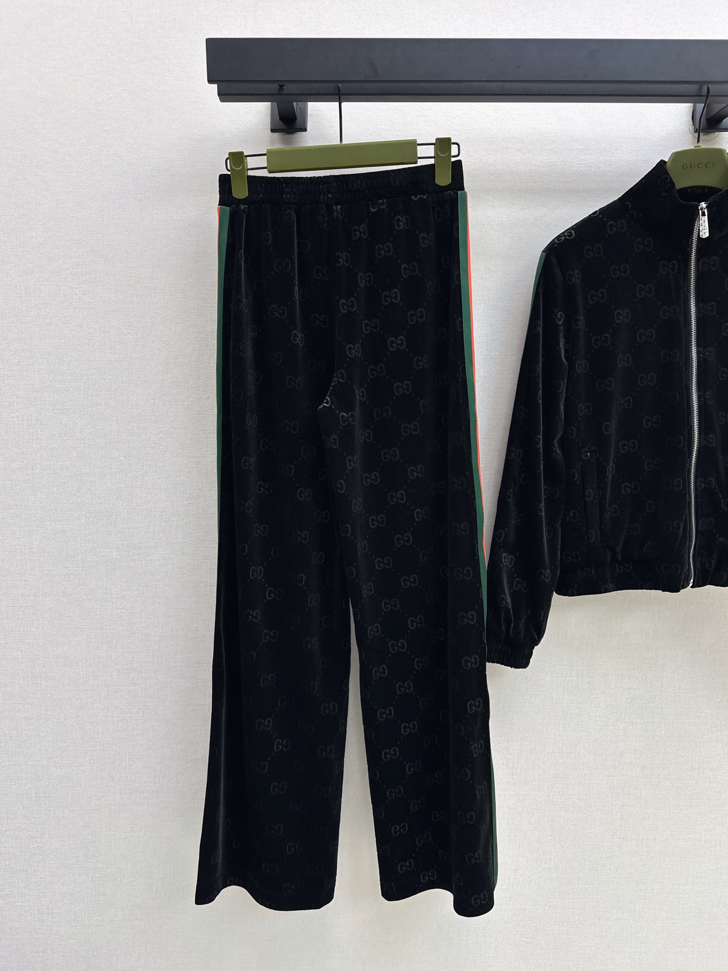 Guc 26fw velvet jacket straight-leg pants sets